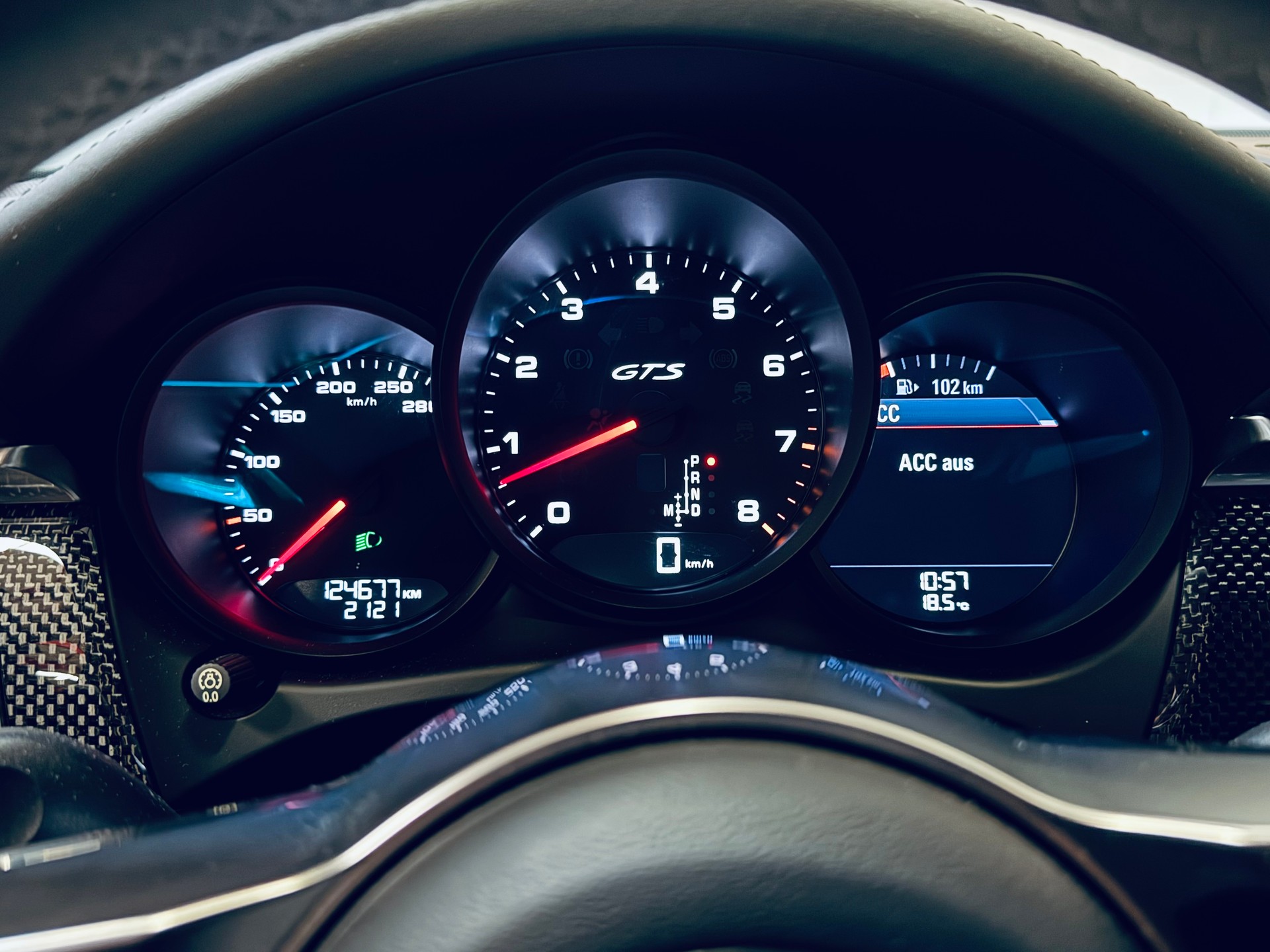 PORSCHE Macan GTS PDK-image-17