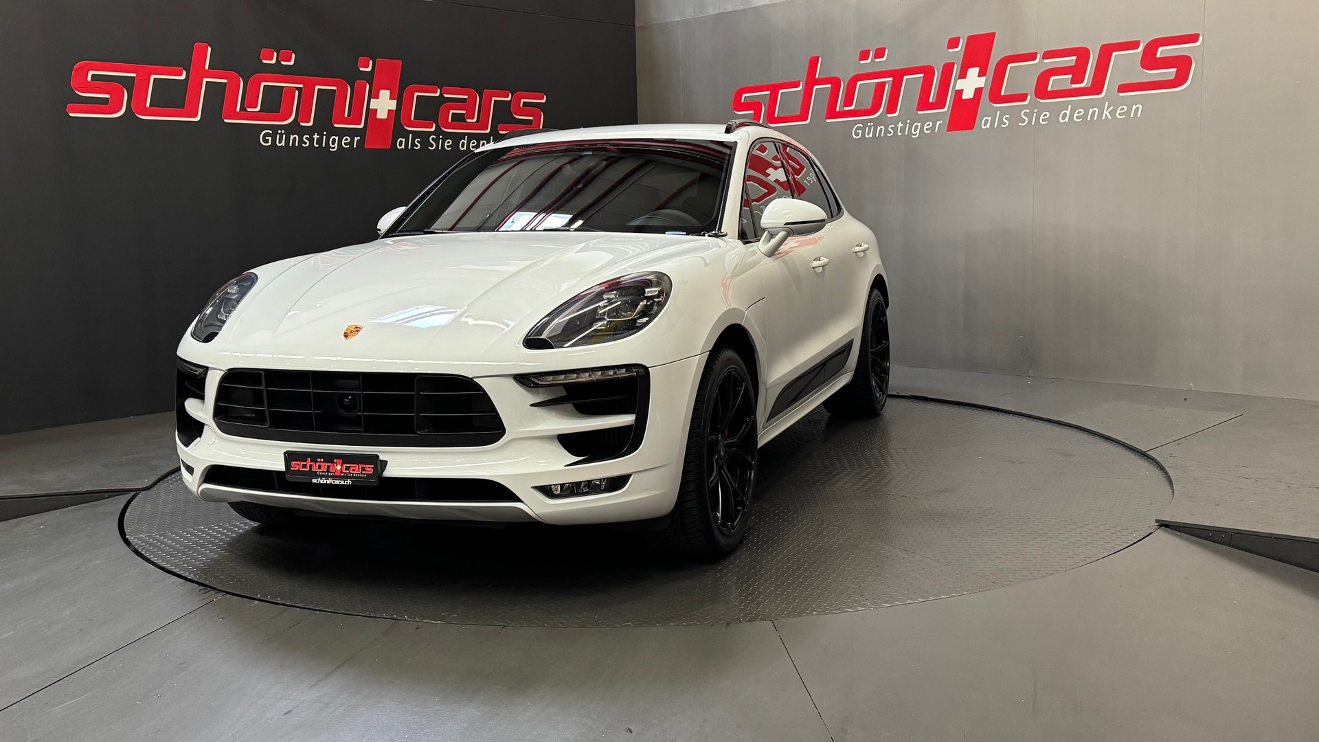 PORSCHE Macan GTS PDK