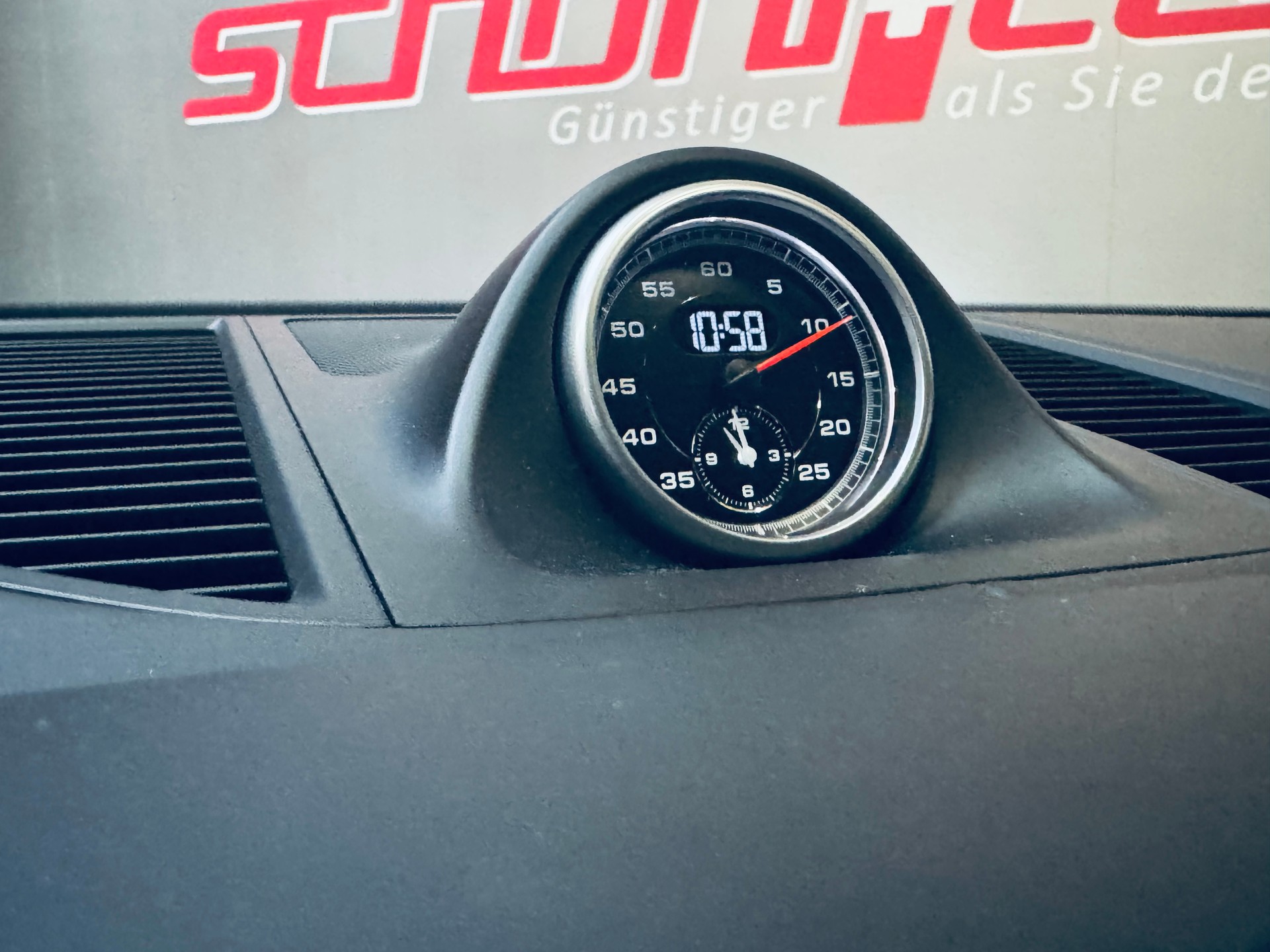 PORSCHE Macan GTS PDK-image-22