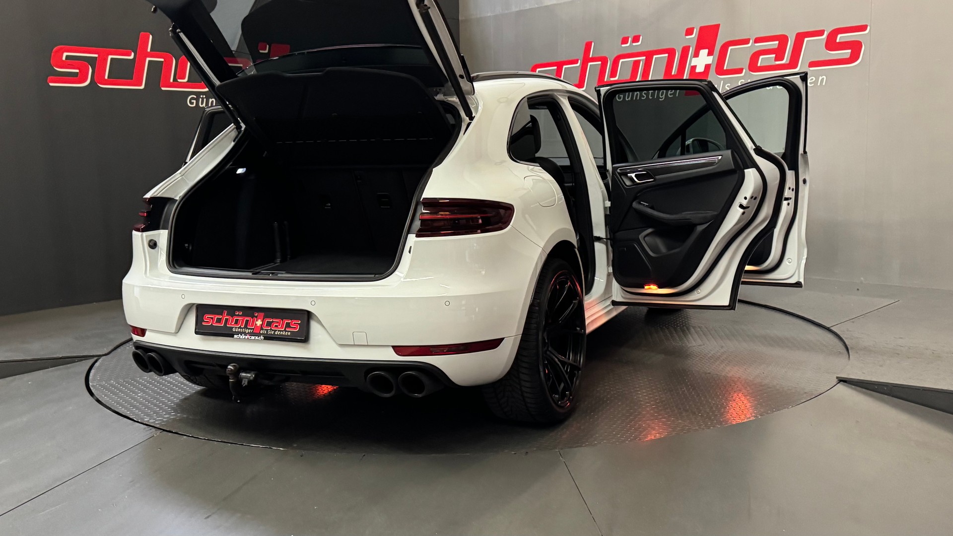 PORSCHE Macan GTS PDK-image-6