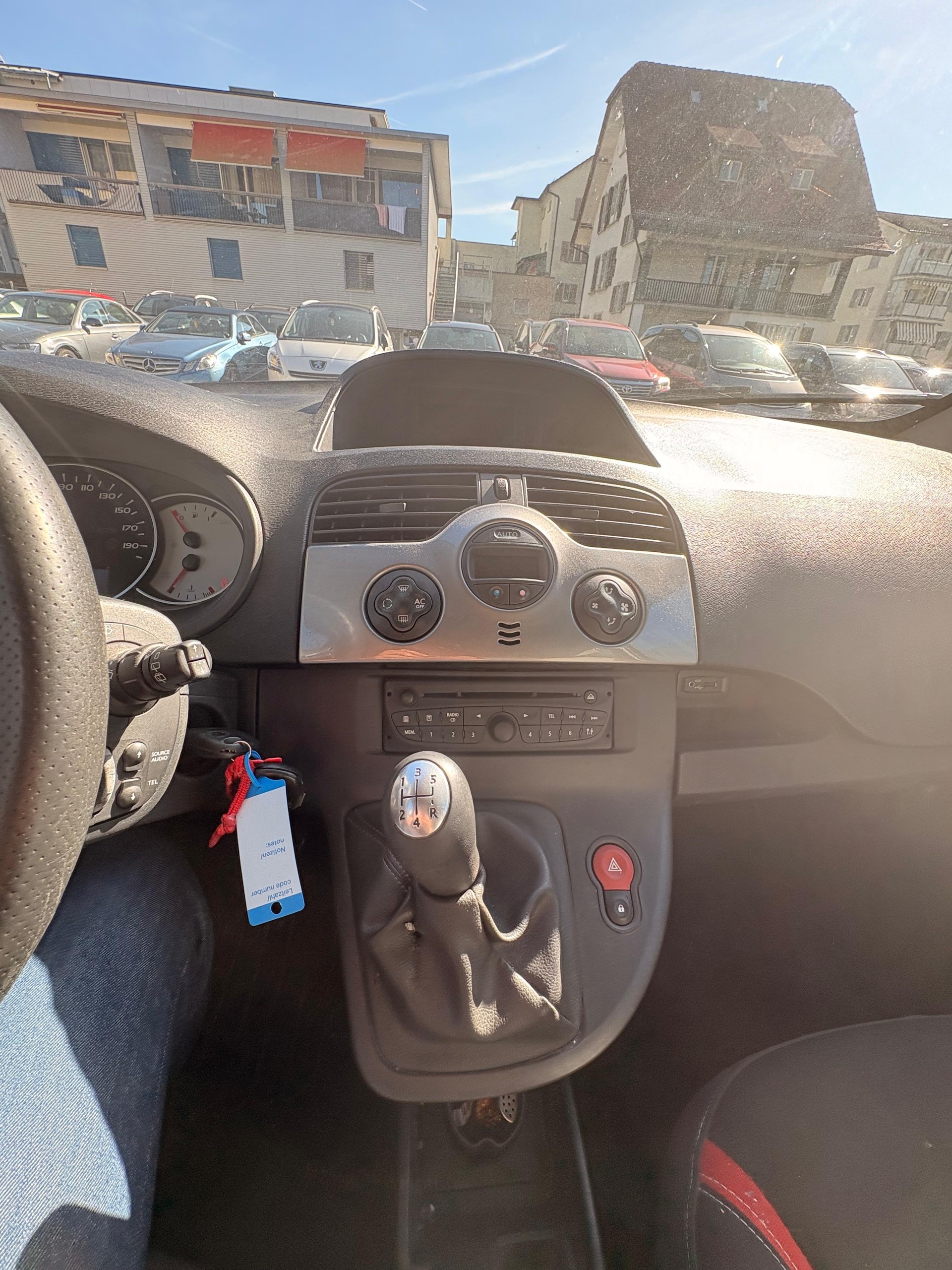 RENAULT Kangoo 1.6 16V Dynamique-image-6