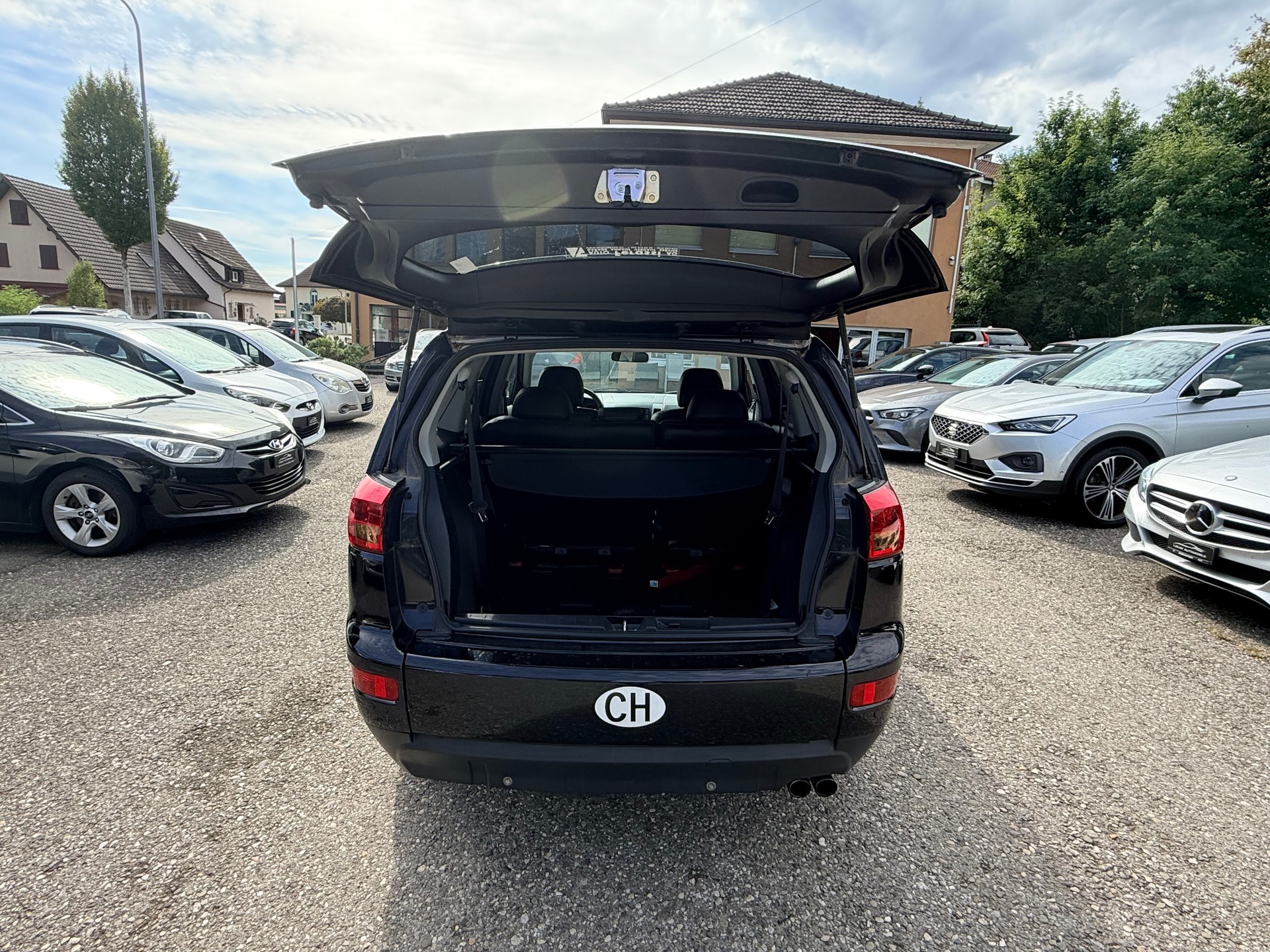 PEUGEOT 4007 2.2 HDi Lion Edition DCS6-image-8