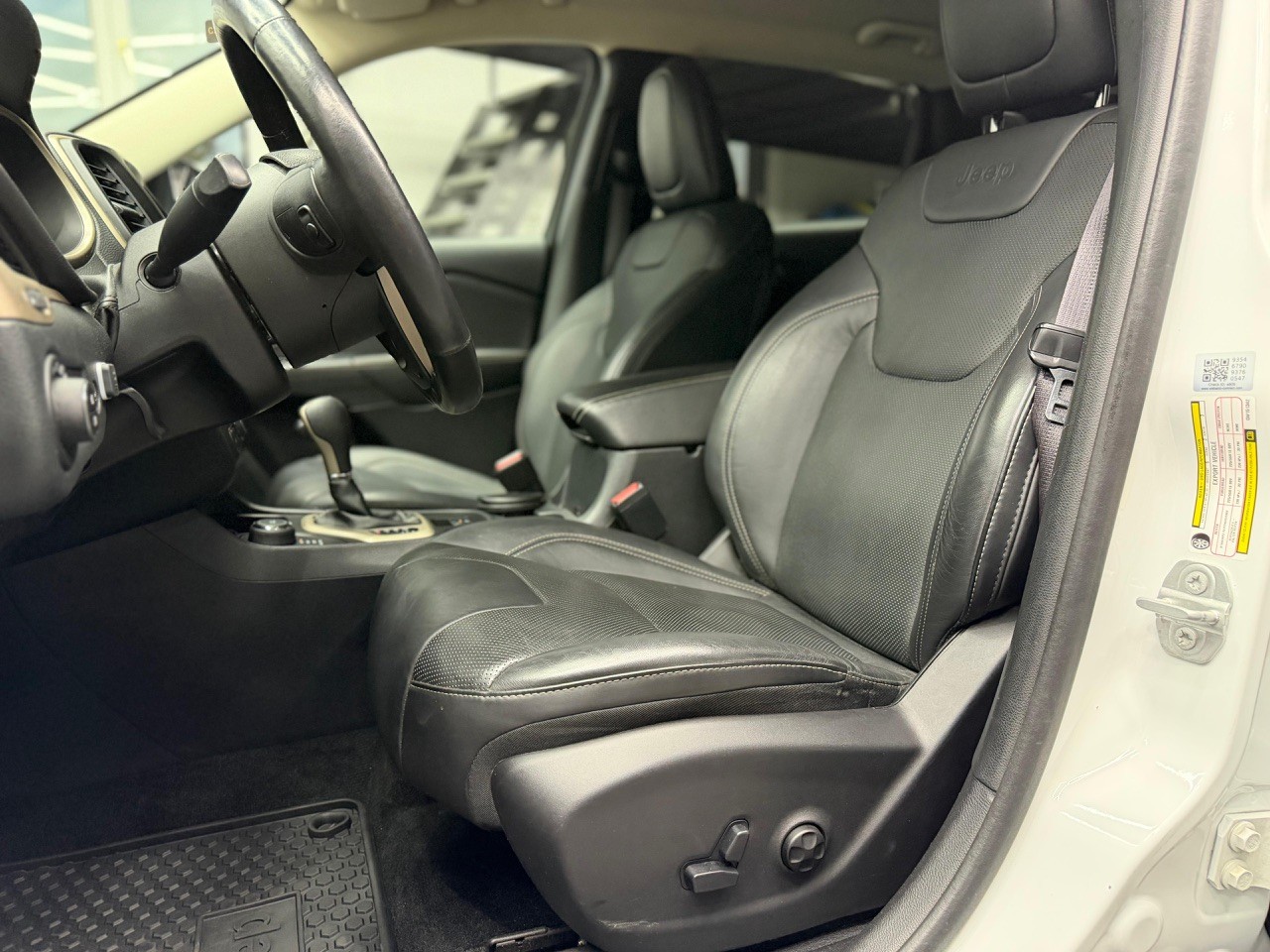 JEEP Cherokee 2.2TD Limited AWD 9ATX-image-13