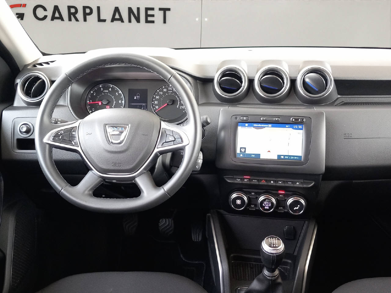 DACIA Duster 1.3 TCe Celebration 4WD-image-3