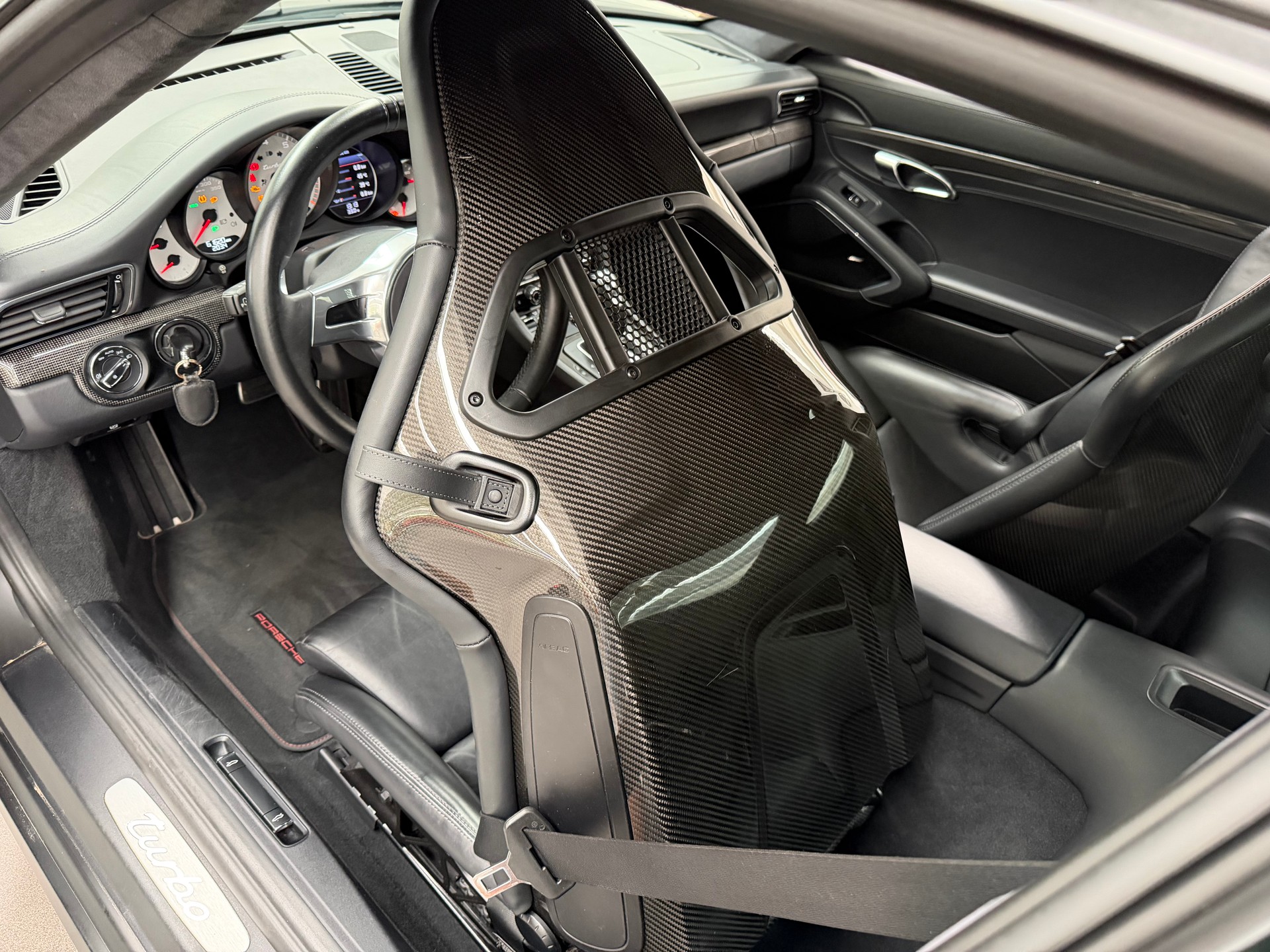 PORSCHE 911 Turbo PDK-image-7