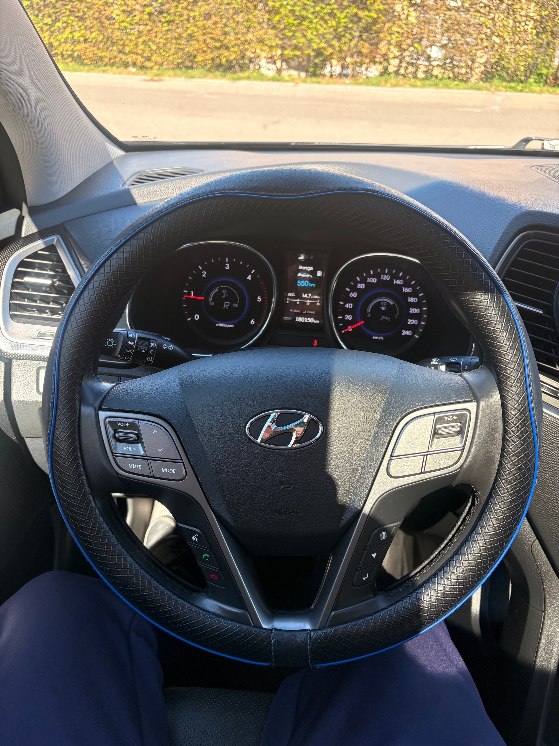HYUNDAI 2.2 CRDi Vertex 7P-image-3