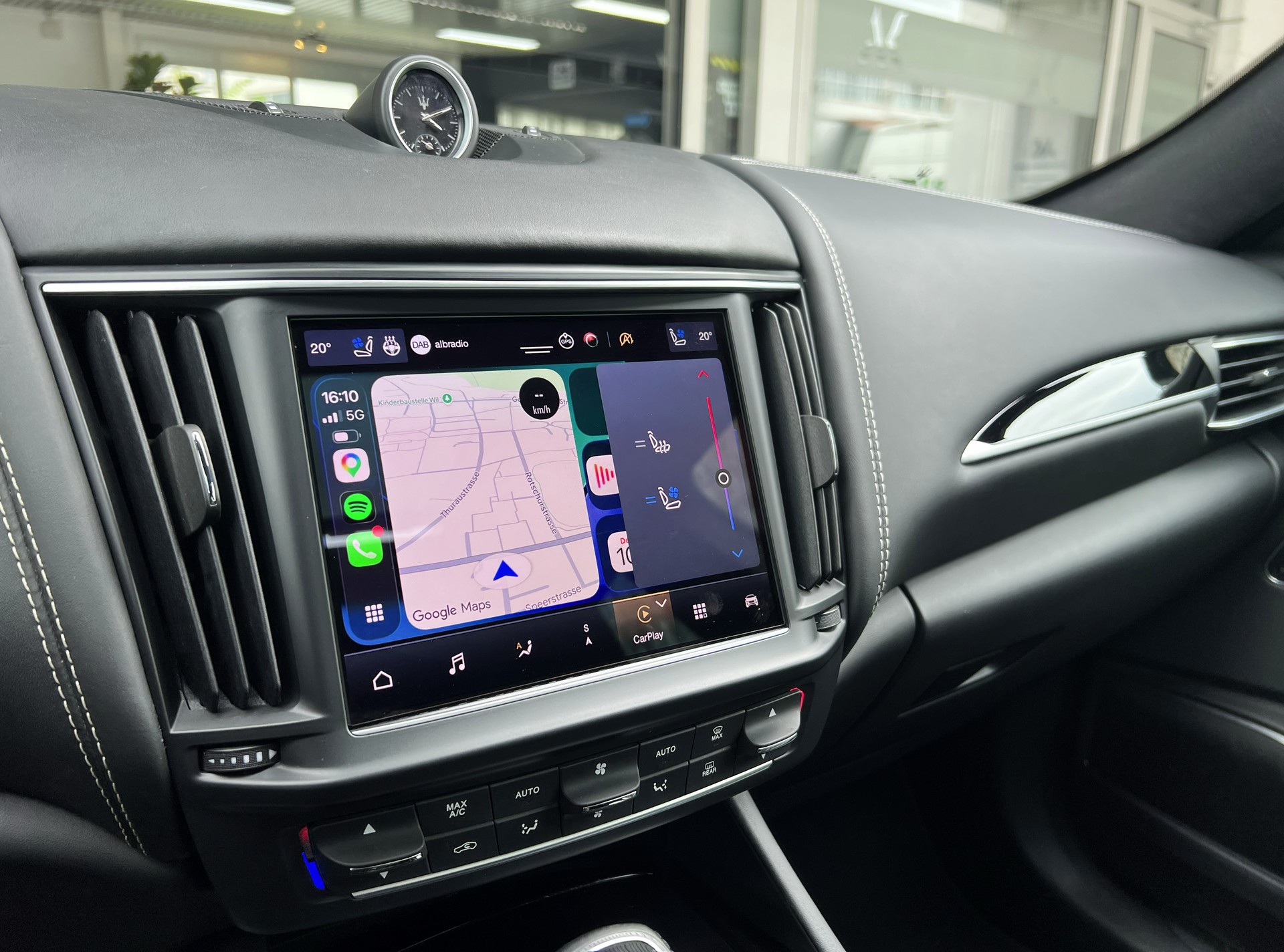 MASERATI Levante S 3.0 V6 GranSport Automatica-image-12