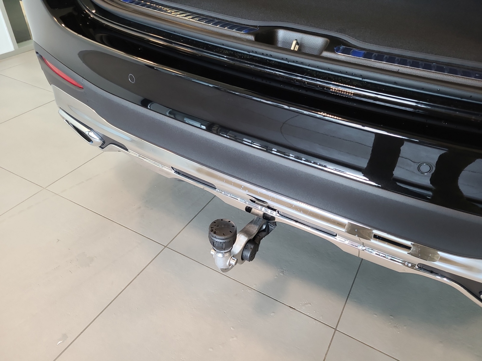 MERCEDES-BENZ GLC 300 AMG Line 4matic X254-image-7
