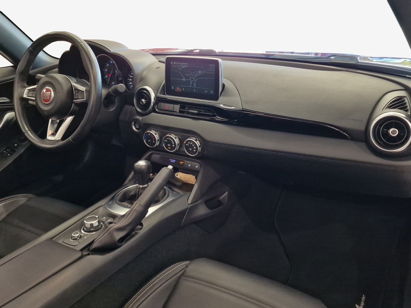 FIAT 124 Spider 1.4 TB Lusso-image-11