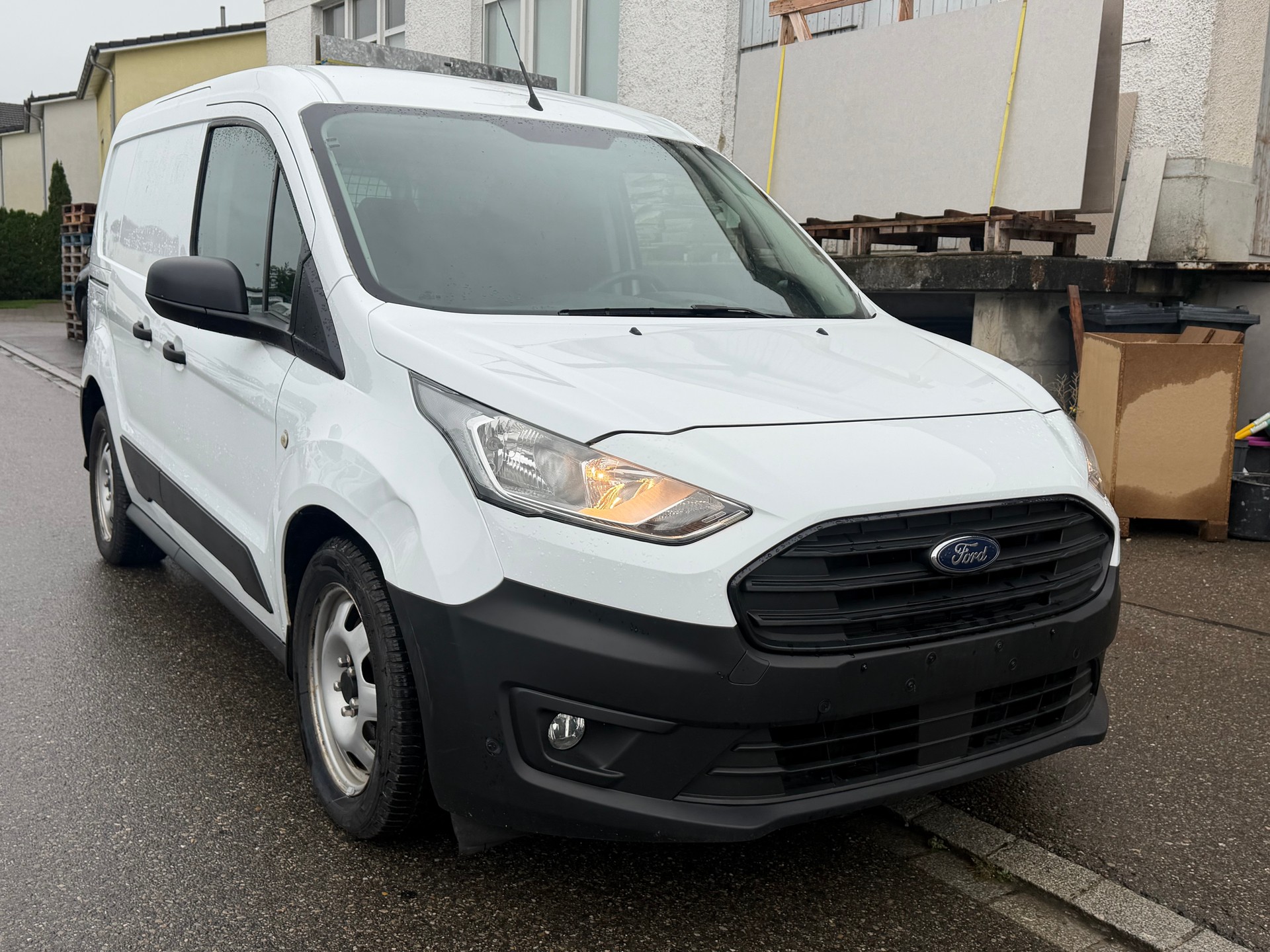 FORD Transit Connect Van T200 1.0 EcoBoost Ambiente-image-0