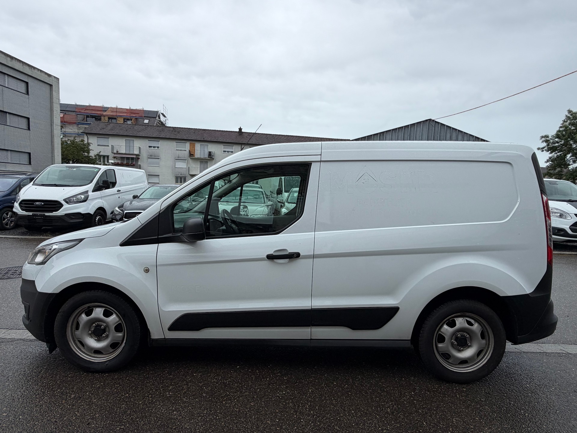 FORD Transit Connect Van T200 1.0 EcoBoost Ambiente-image-5