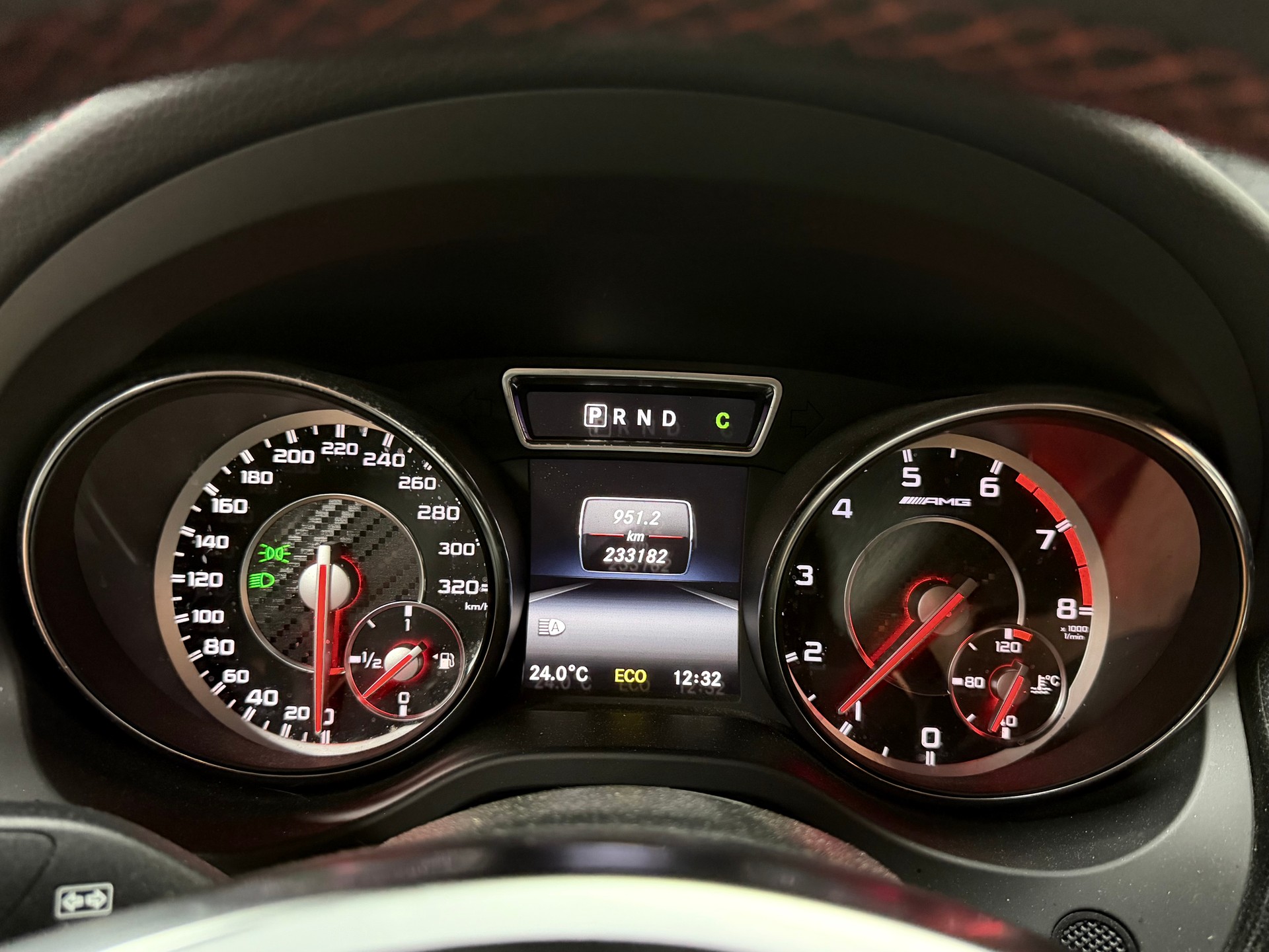 MERCEDES-BENZ CLA 45 AMG 4Matic Speedshift-Edition 1-image-16