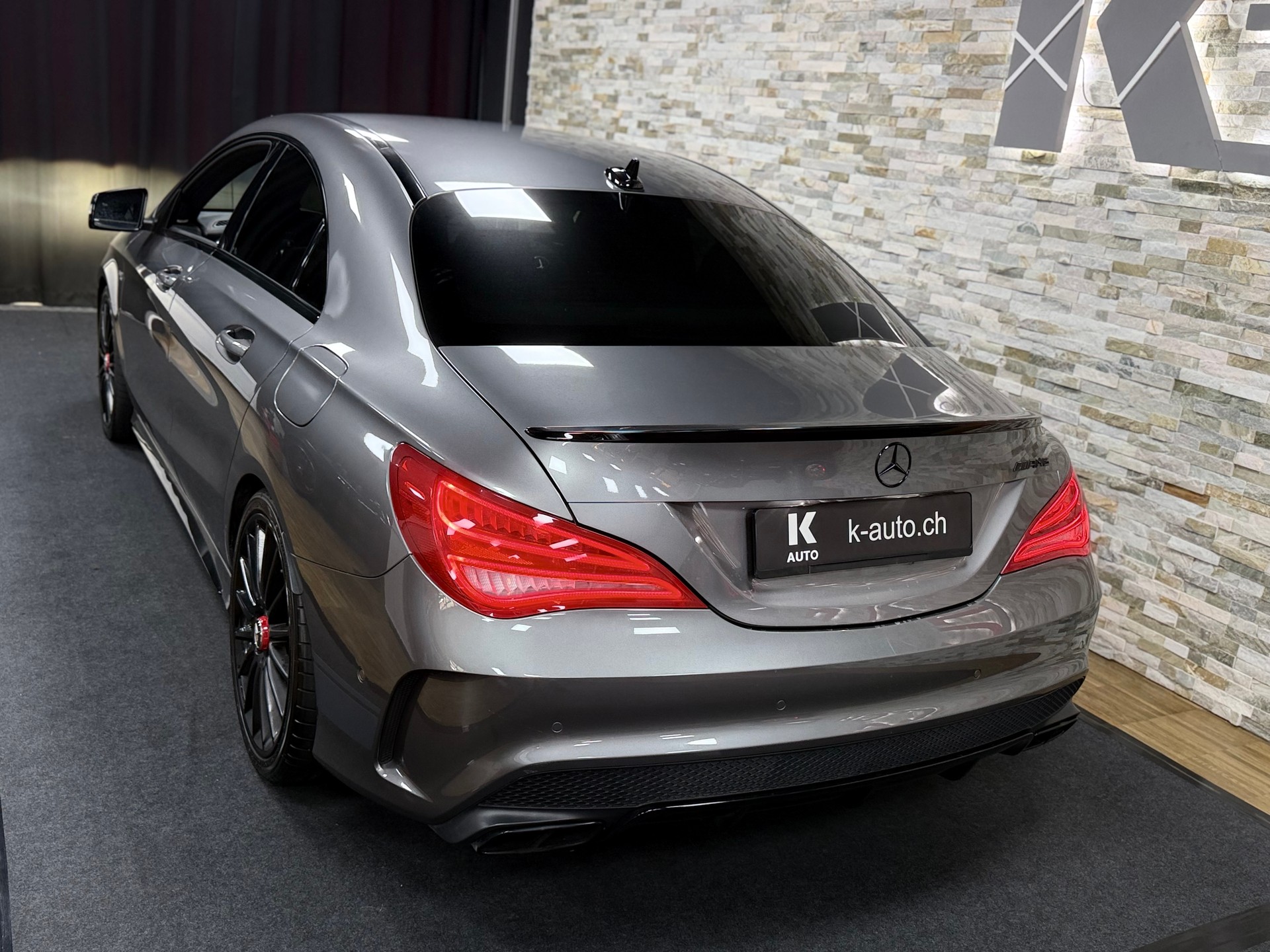 MERCEDES-BENZ CLA 45 AMG 4Matic Speedshift-Edition 1-image-2