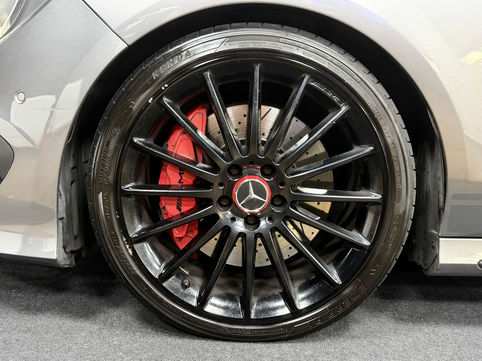 MERCEDES-BENZ CLA 45 AMG 4Matic Speedshift-Edition 1-image-31