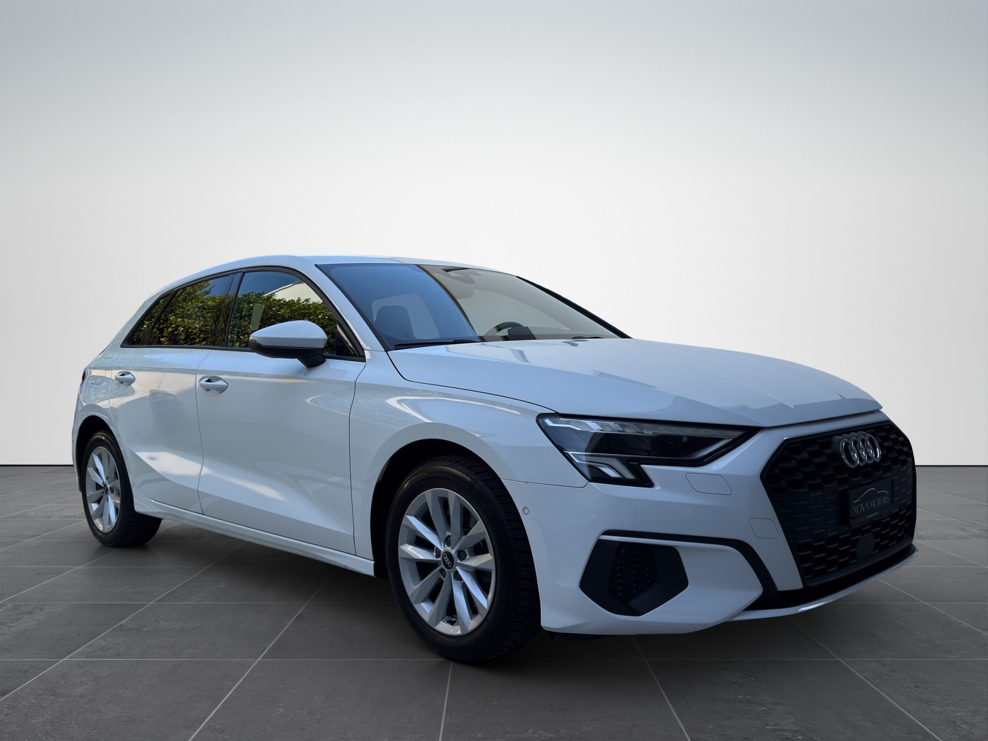 AUDI A3 Sportback 35 TFSI Attraction S-tronic-image-7