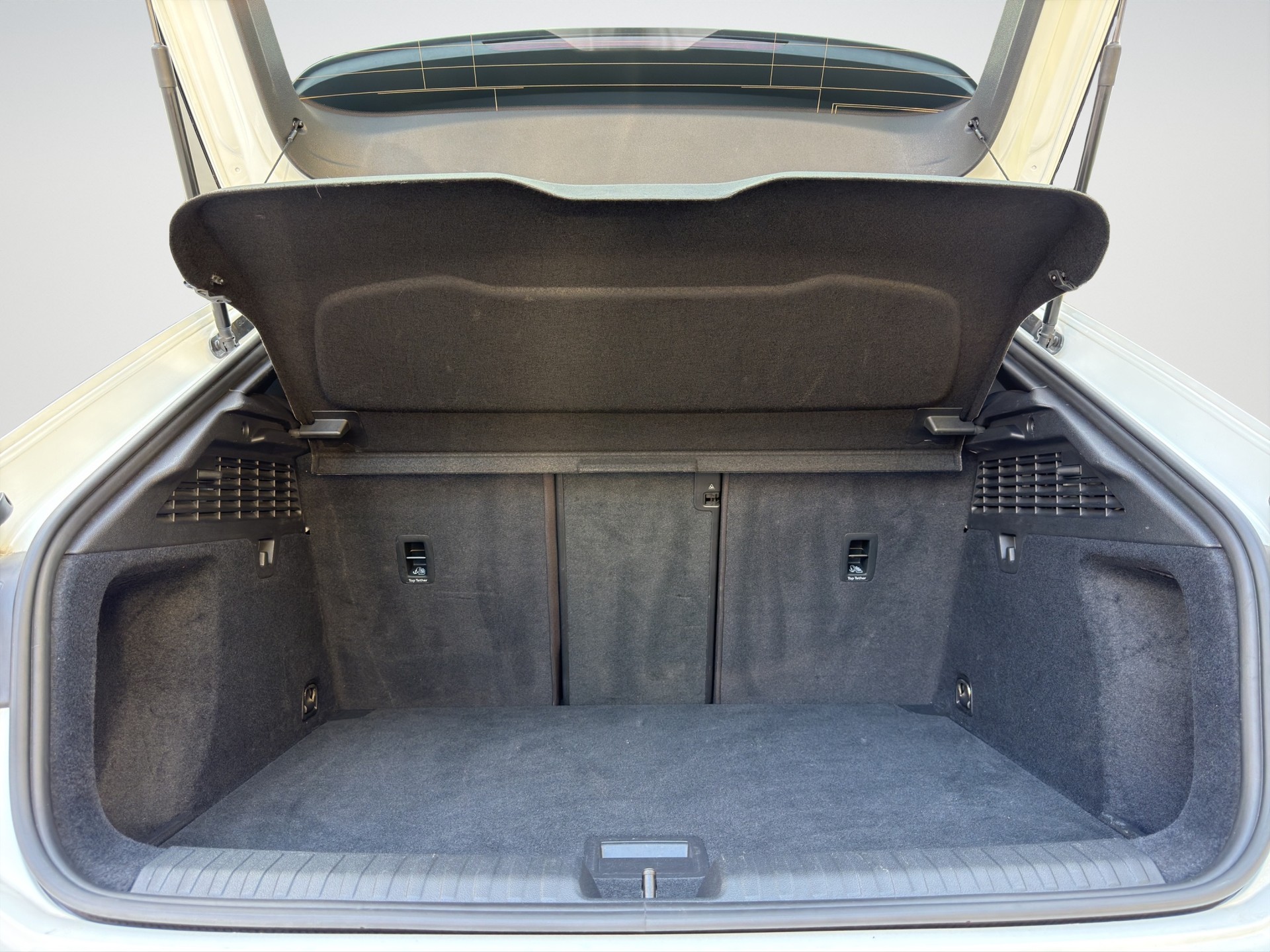 AUDI A3 Sportback 35 TFSI Attraction S-tronic-image-13