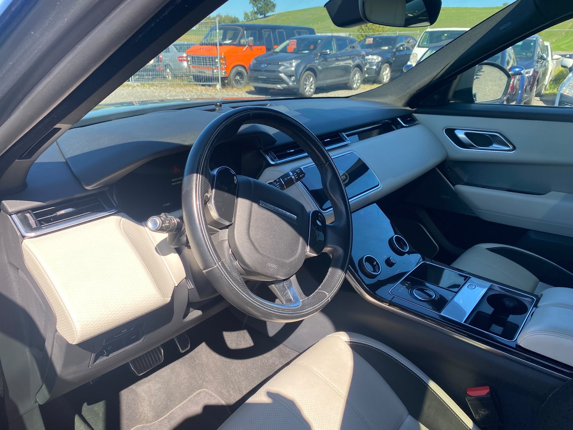 LAND ROVER Range Rover Velar D 240 SE Automatic-image-8