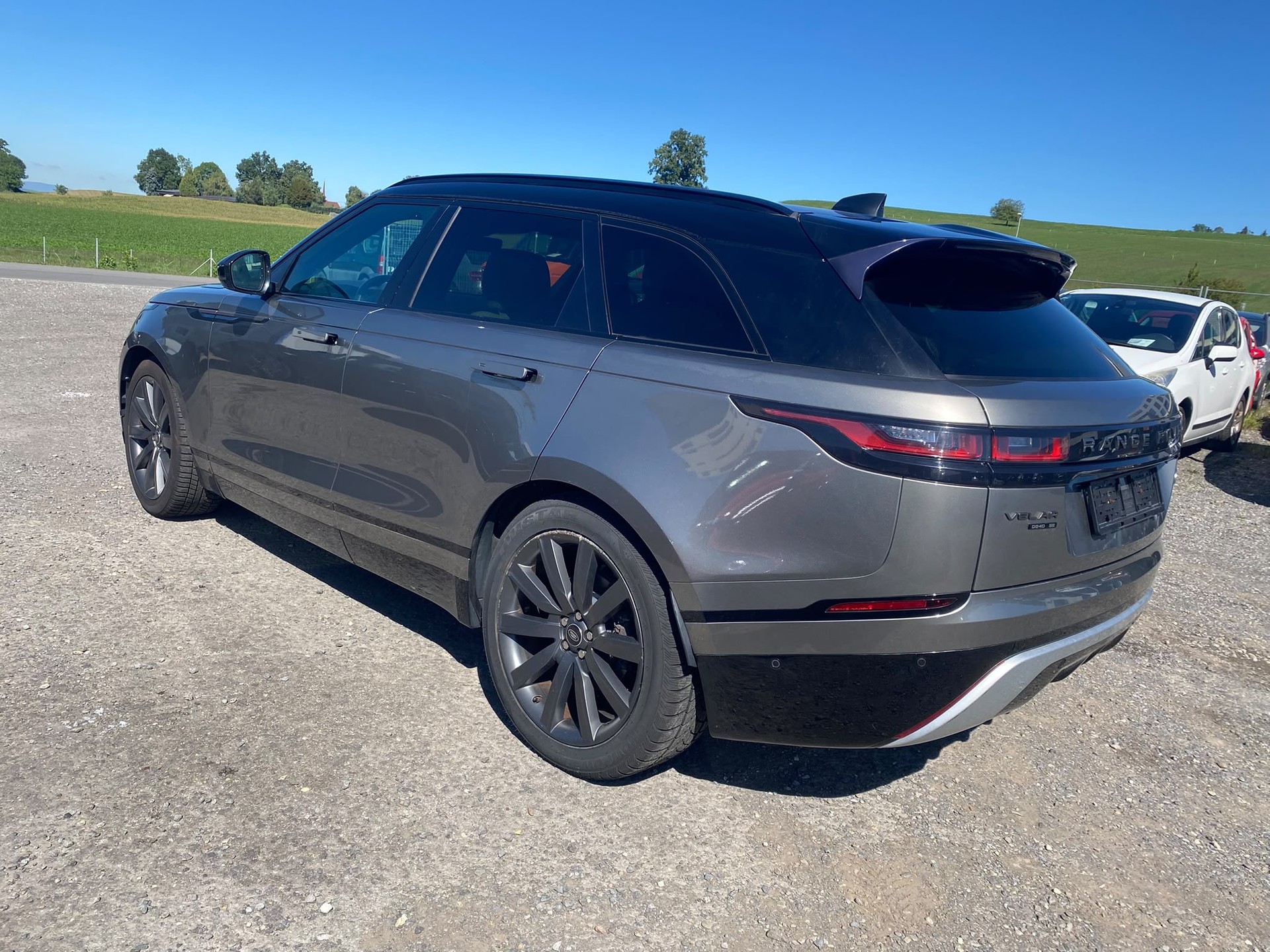 LAND ROVER Range Rover Velar D 240 SE Automatic-image-6