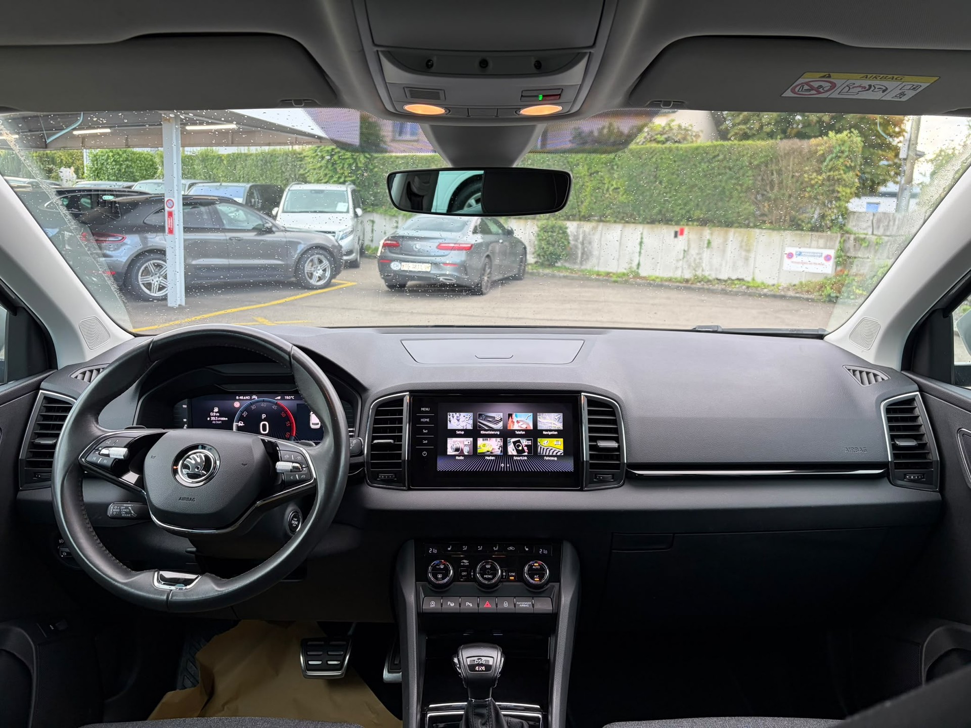 SKODA Karoq 2.0 TDI CR Style 4x4 DSG-image-9