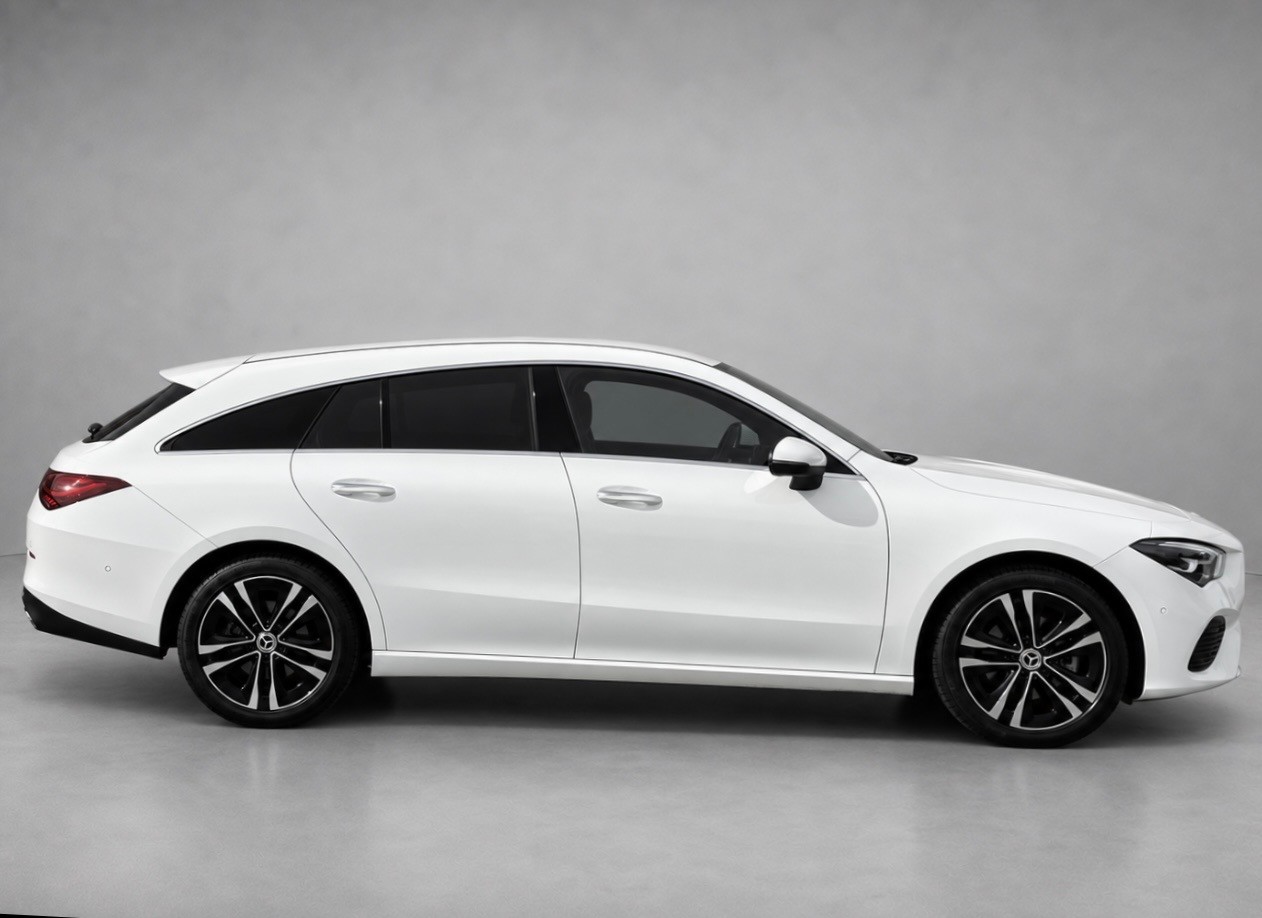 MERCEDES-BENZ CLA Shooting Brake 180 7G-DCT-image-3
