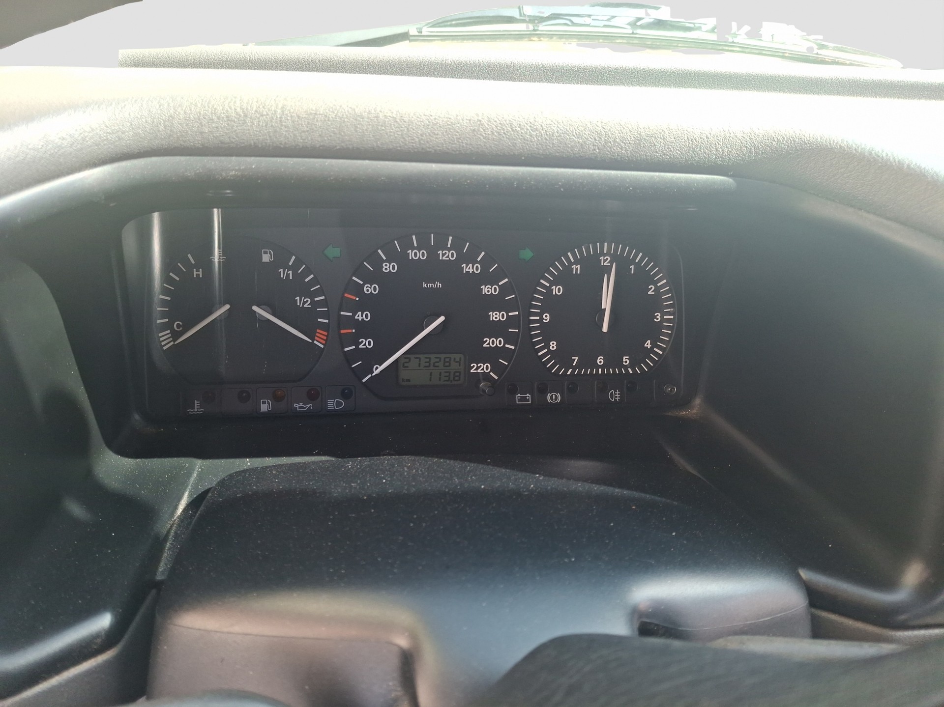 VW T4 Caravelle 2.0 ABS-image-7