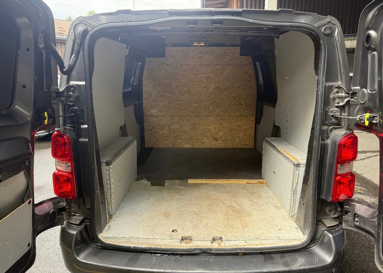 CITROEN Jumpy 2.0 BlueHDi 180 S&S XL Attraction EAT6-image-6