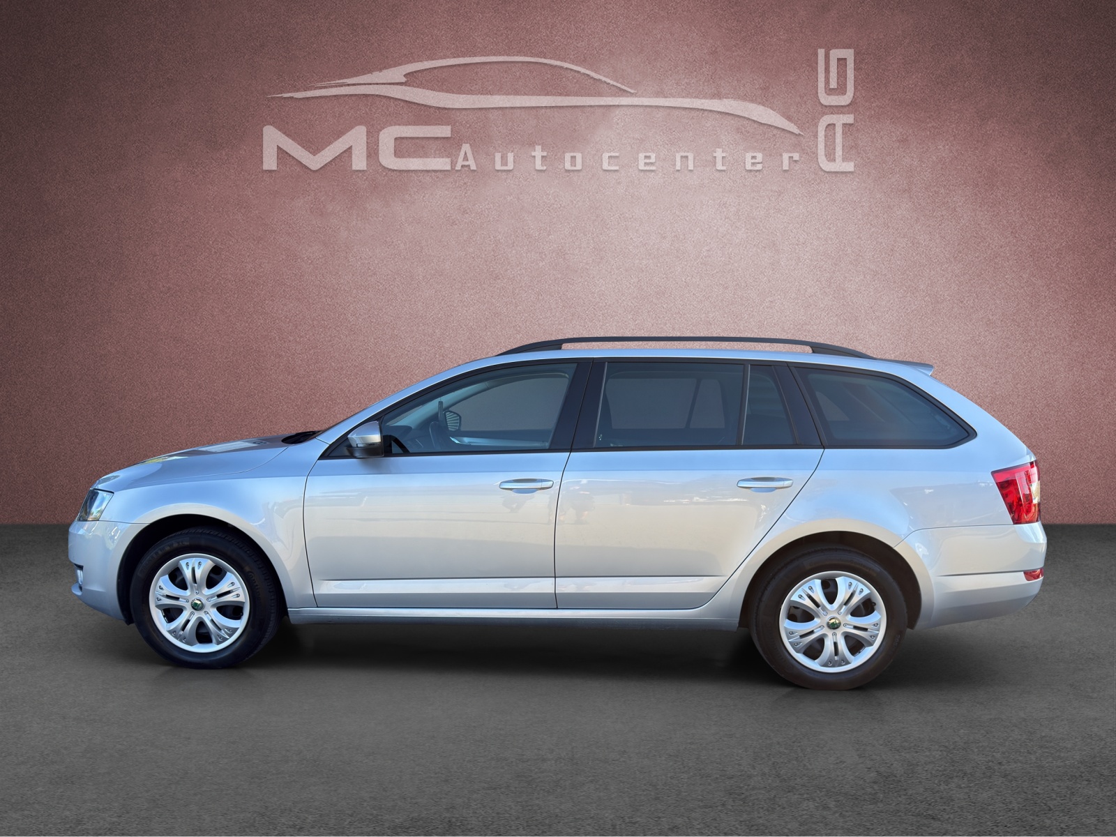 SKODA Octavia Combi 1.4 TSI Ambition DSG-image-2