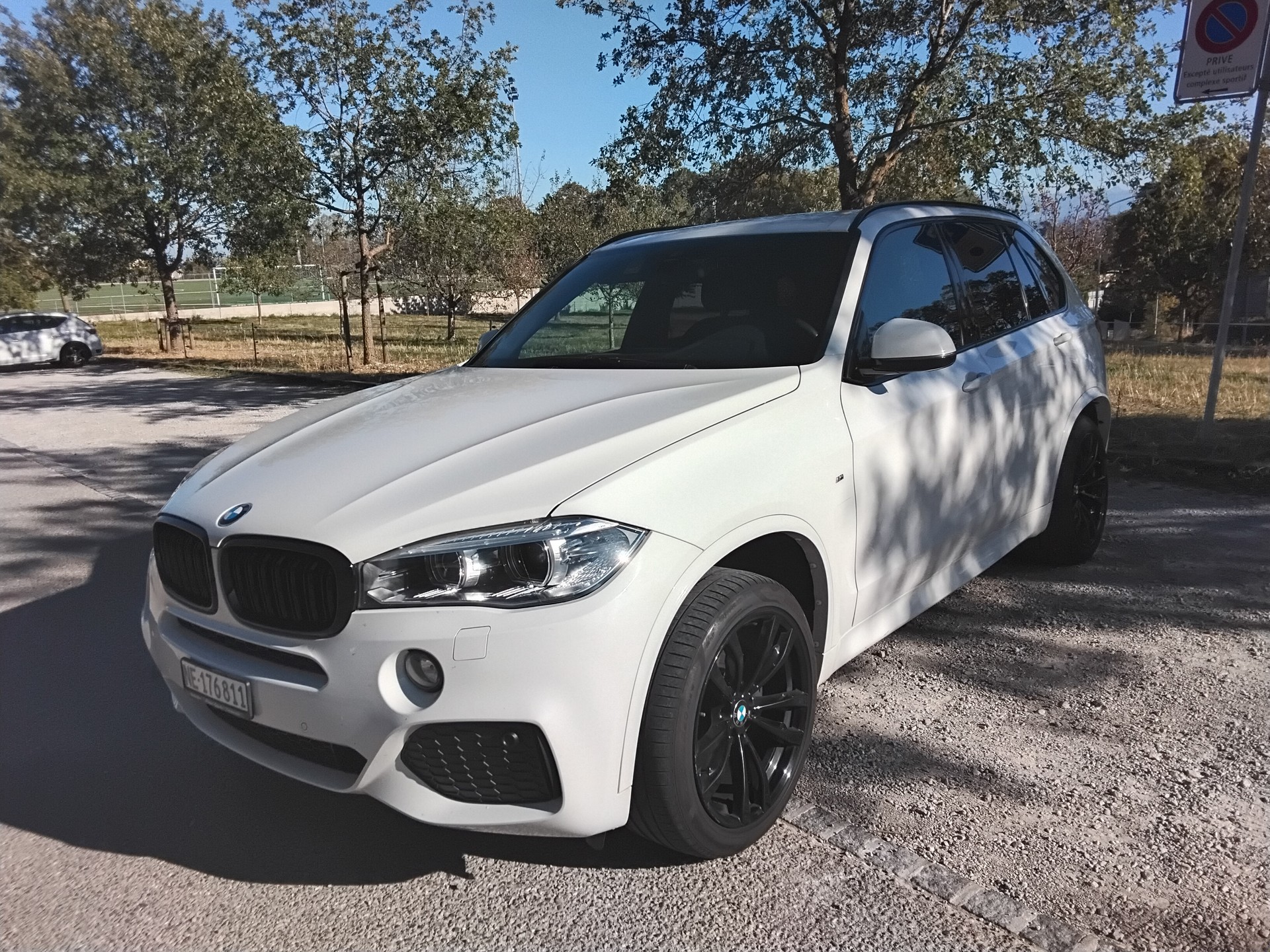 BMW 40d xDrive-image-3