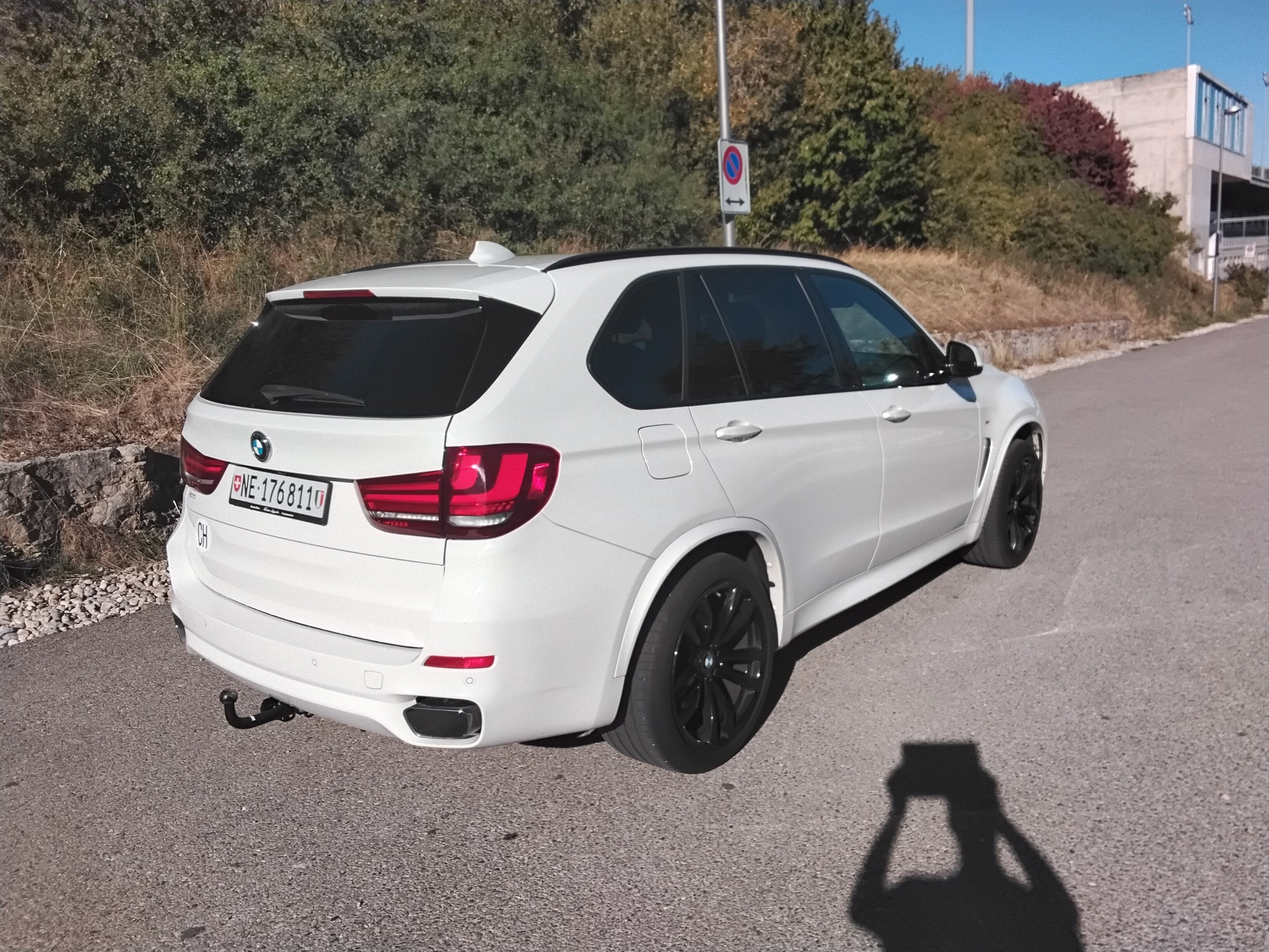 BMW 40d xDrive-image-1