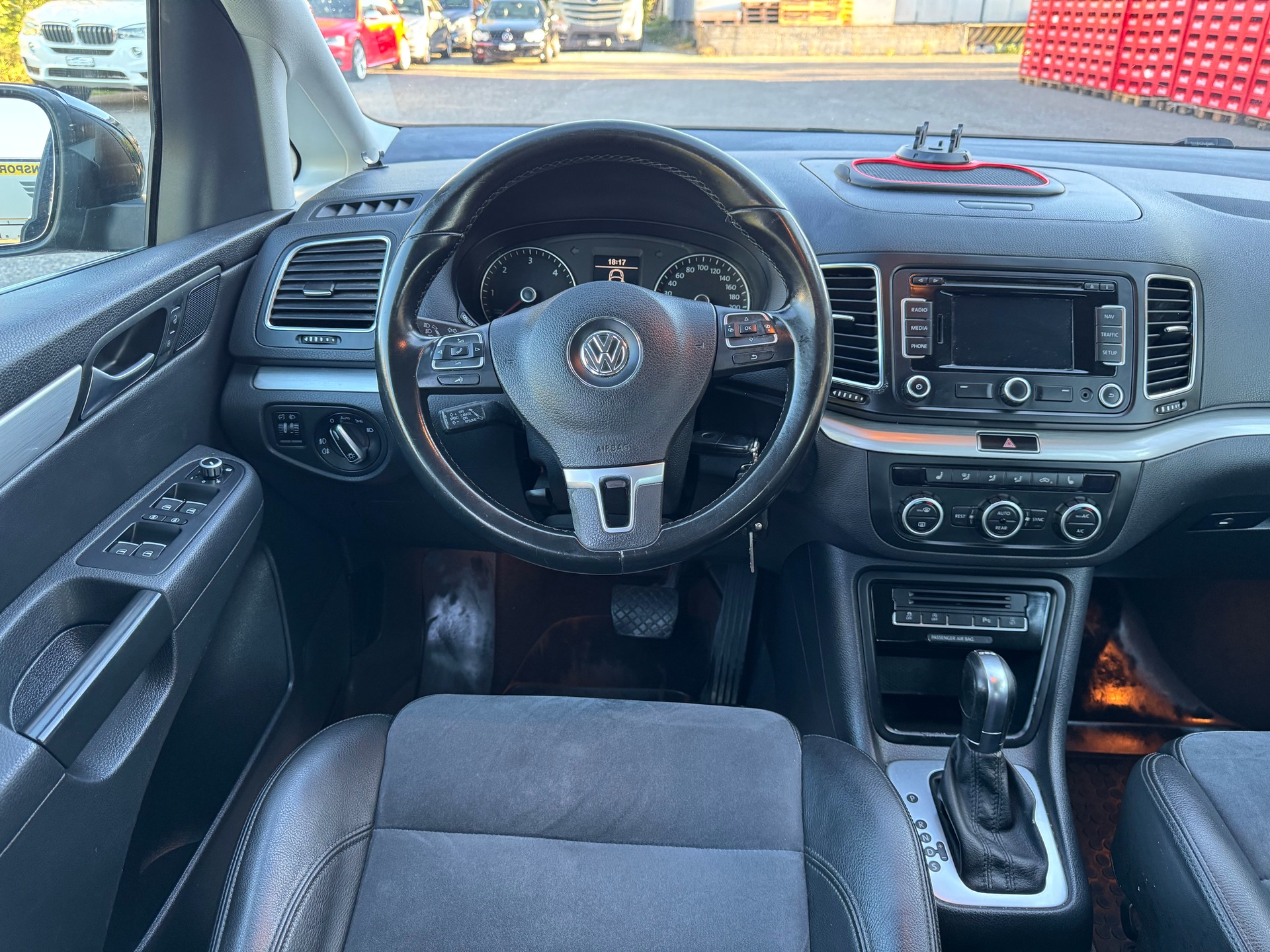 VW Sharan 2.0 TDI BlueMotion Technology Highline DSG-image-18
