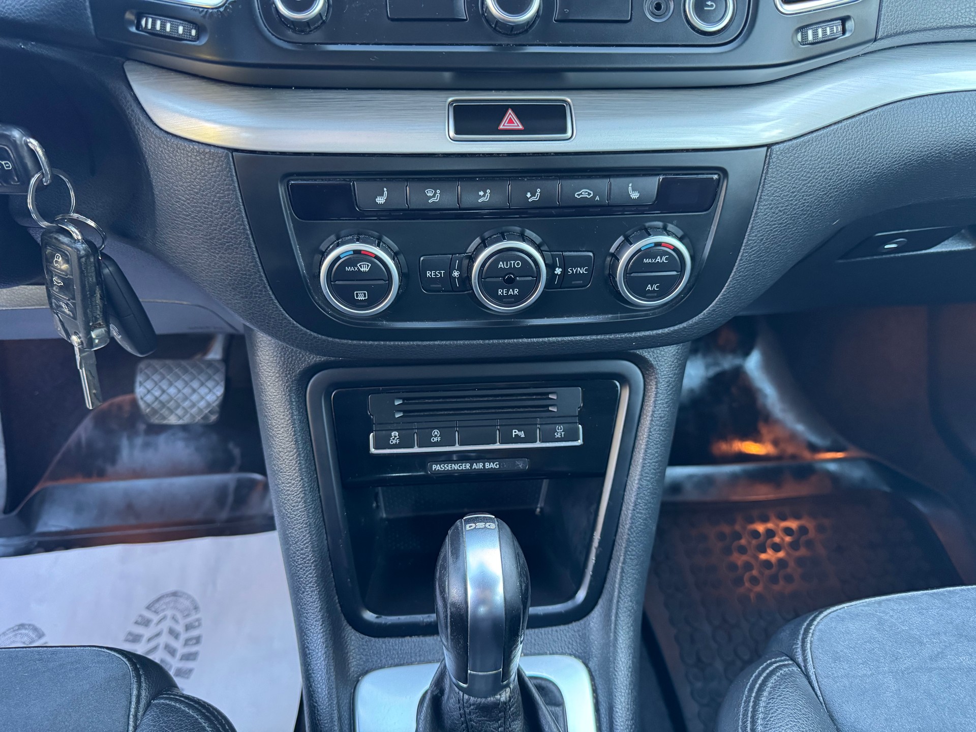VW Sharan 2.0 TDI BlueMotion Technology Highline DSG-image-23