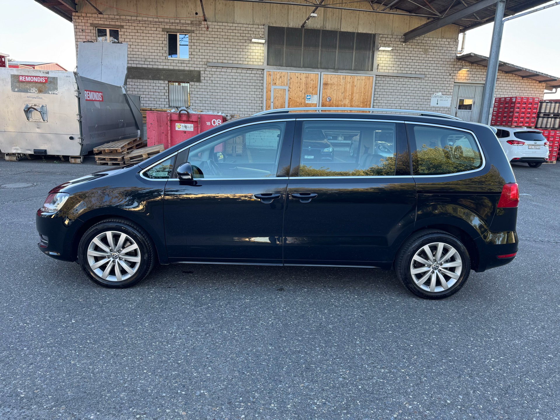 VW Sharan 2.0 TDI BlueMotion Technology Highline DSG-image-8