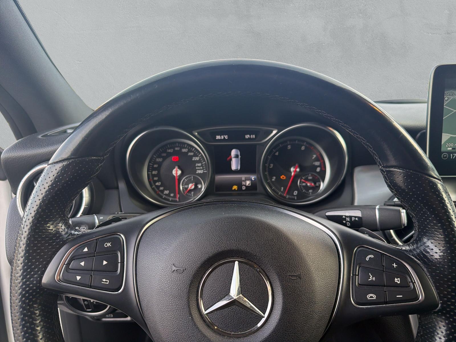 MERCEDES-BENZ CLA 200 Urban Shooting Brake (CH)-image-22