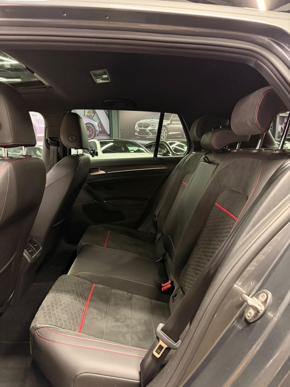 VW Golf 2.0 TSI GTI Limited Grey&Black Performance DSG 2Jahre Garantie Inklusive-image-11