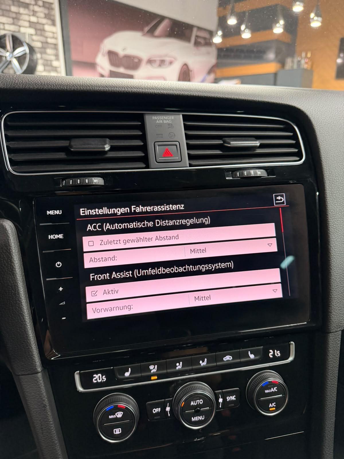VW Golf 2.0 TSI GTI Limited Grey&Black Performance DSG 2Jahre Garantie Inklusive-image-16