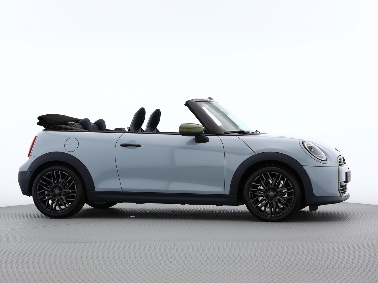 MINI Cooper S Cabriolet DKG-image-18