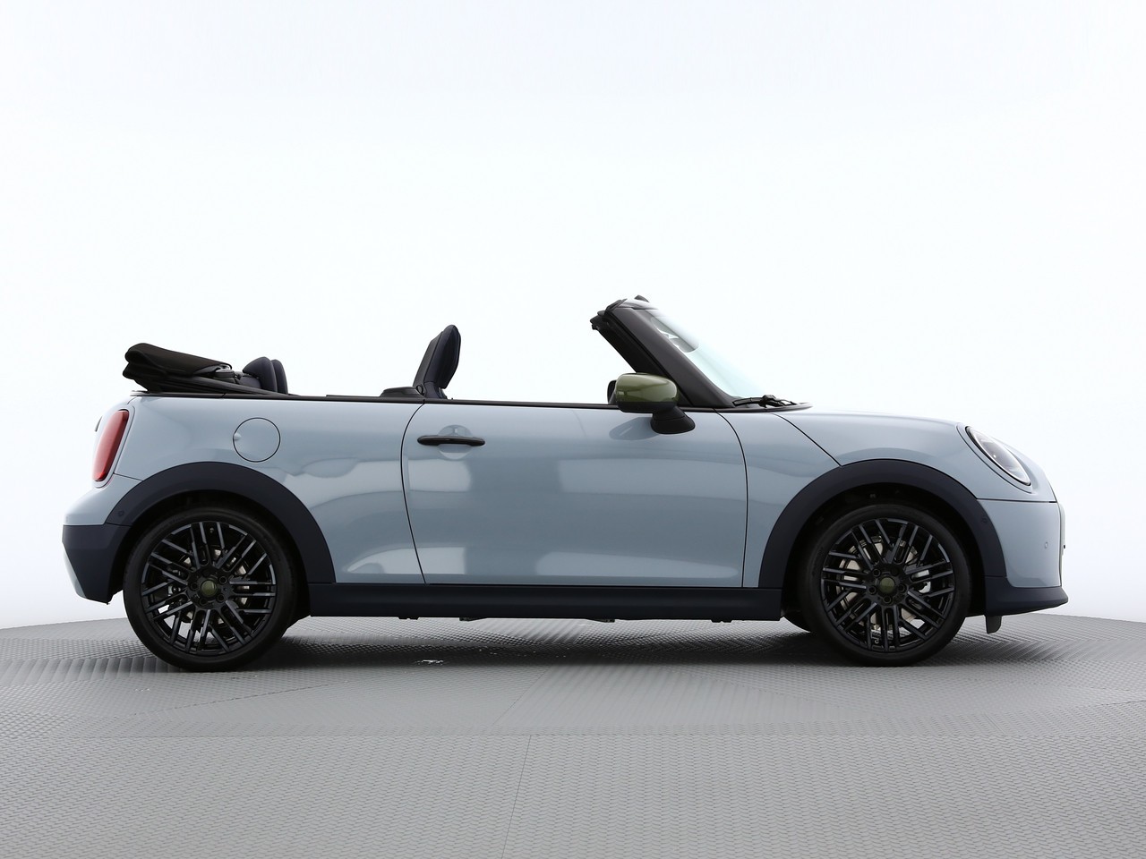 MINI Cooper S Cabriolet DKG-image-17