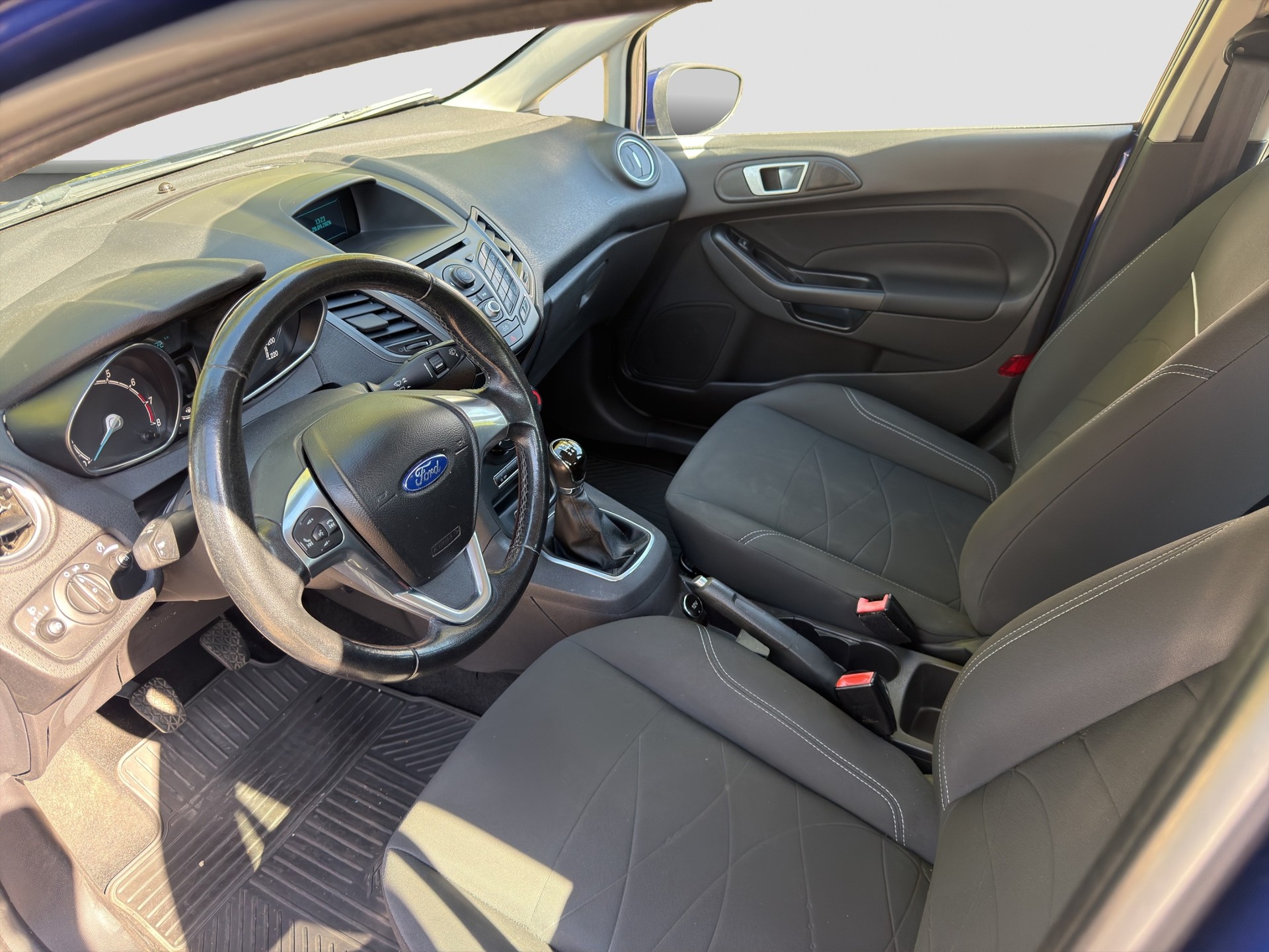 FORD Fiesta 1.0 SCTi Trend-image-8