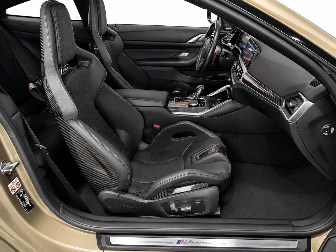 BMW M4 Competition xDrive Coupé-image-12