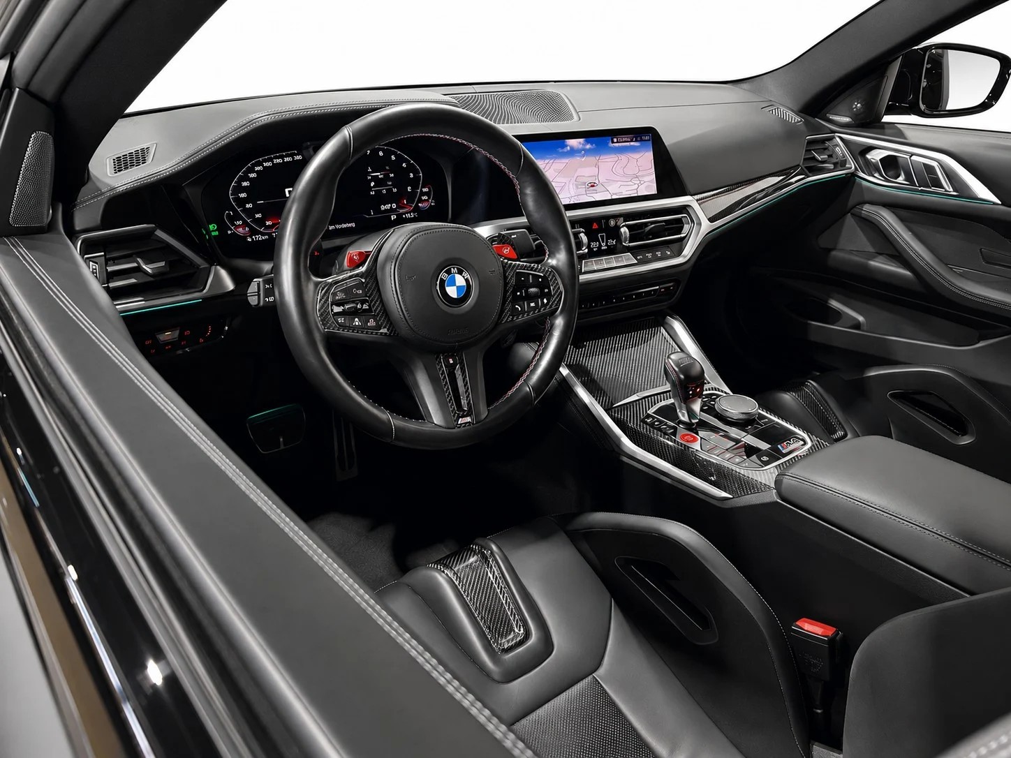 BMW M4 Competition xDrive Coupé-image-23