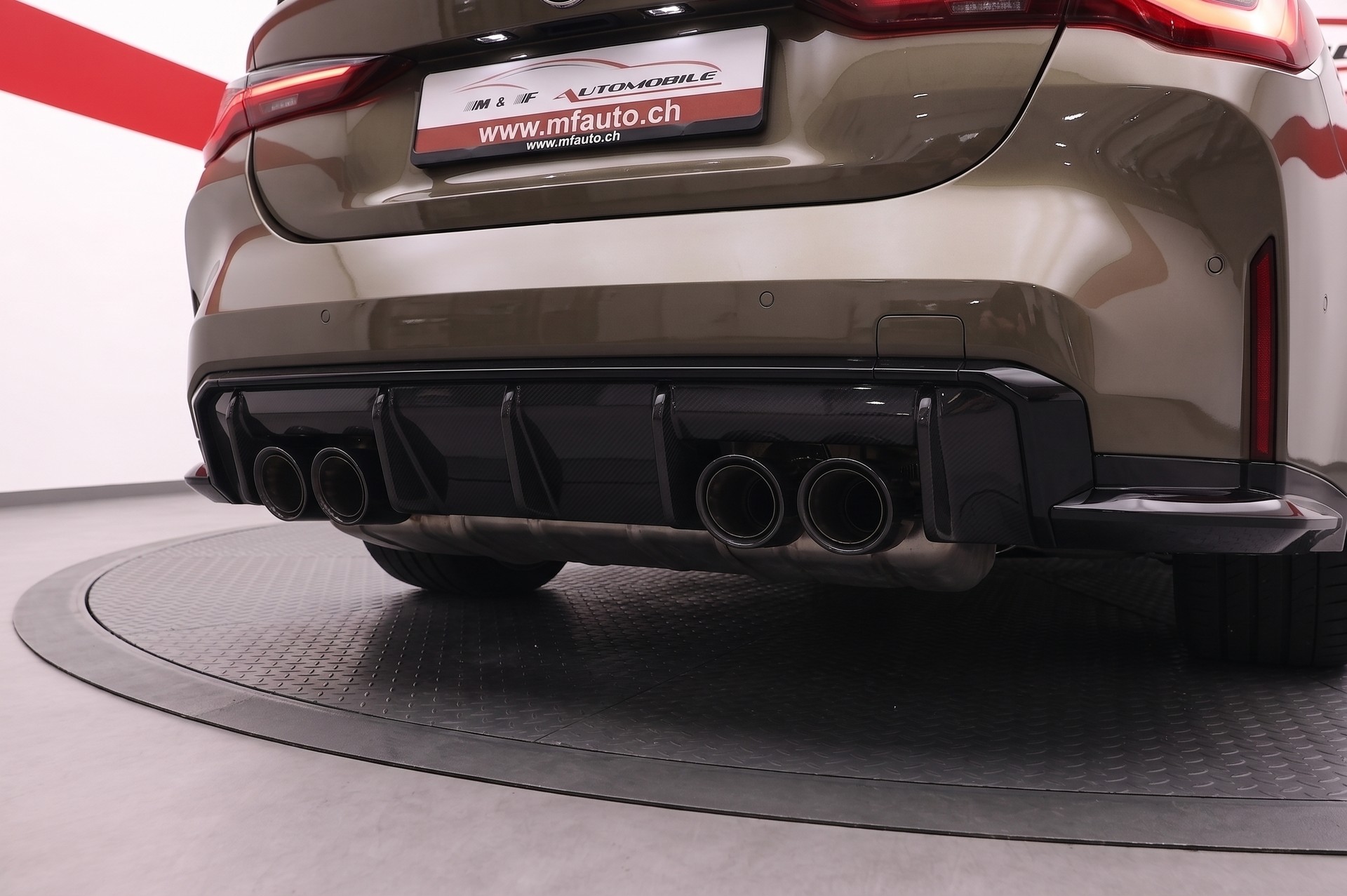 BMW M4 Competition xDrive Coupé-image-7