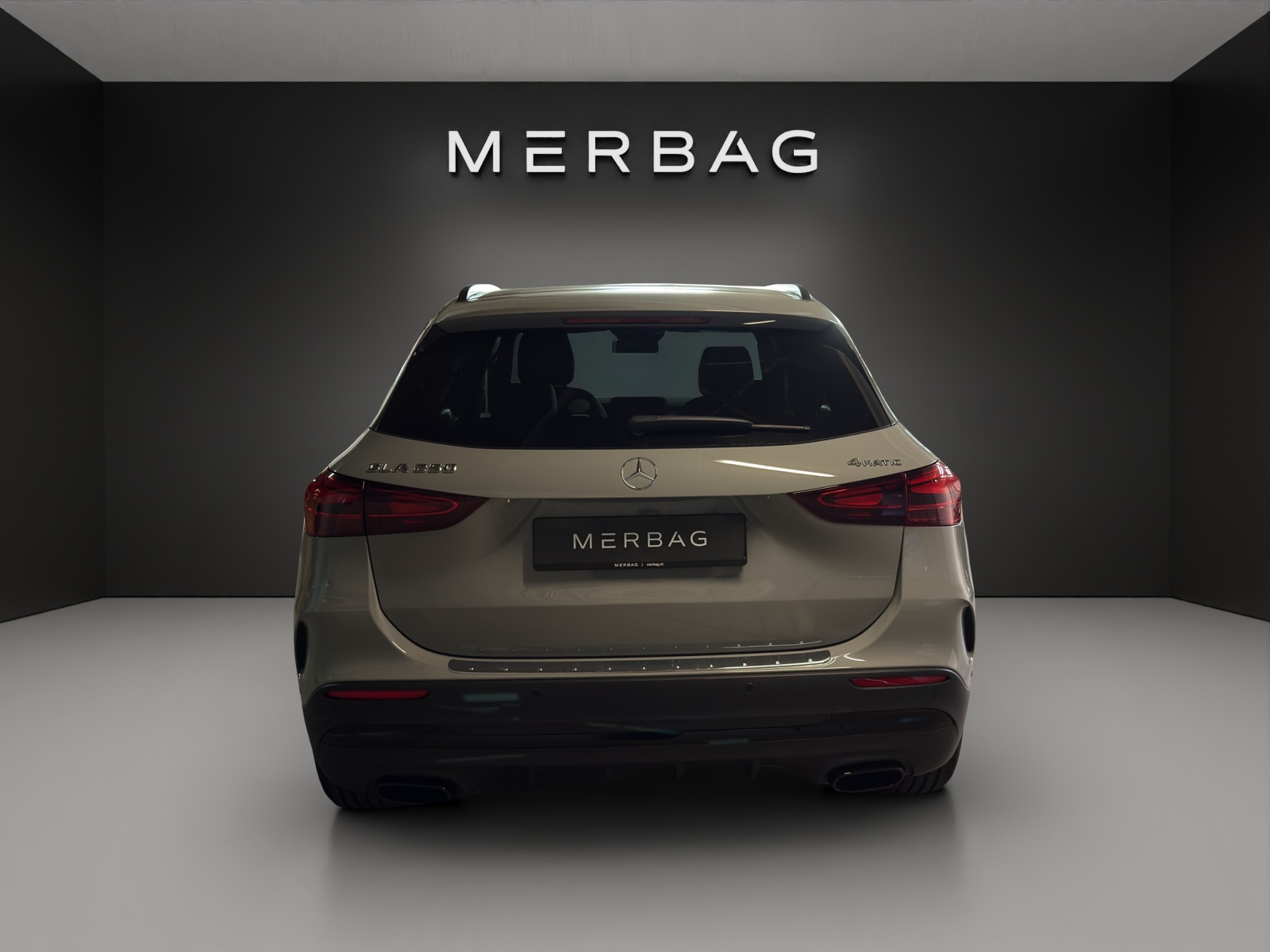 MERCEDES-BENZ GLA 250 4Matic 8G-DCT Swiss Star-image-3