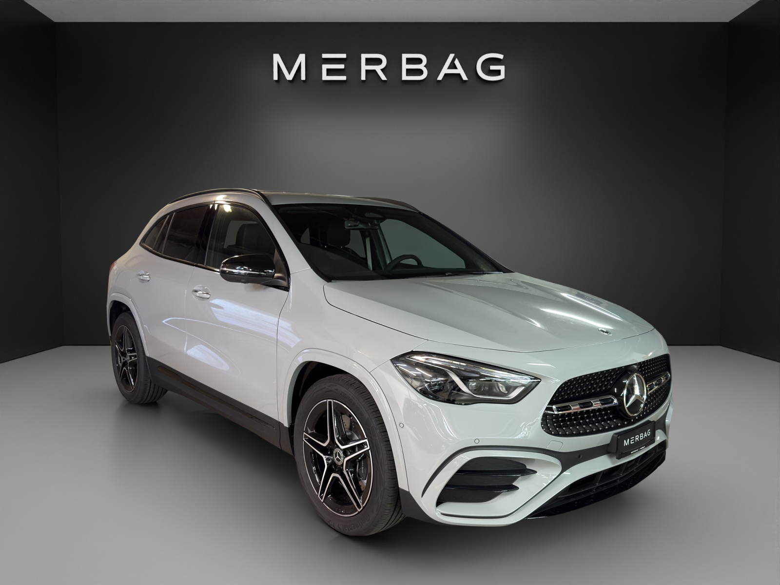 MERCEDES-BENZ GLA 250 4Matic 8G-DCT Swiss Star-image-5