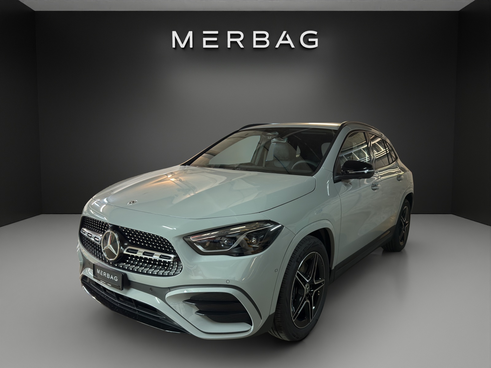 MERCEDES-BENZ GLA 250 4Matic 8G-DCT Swiss Star