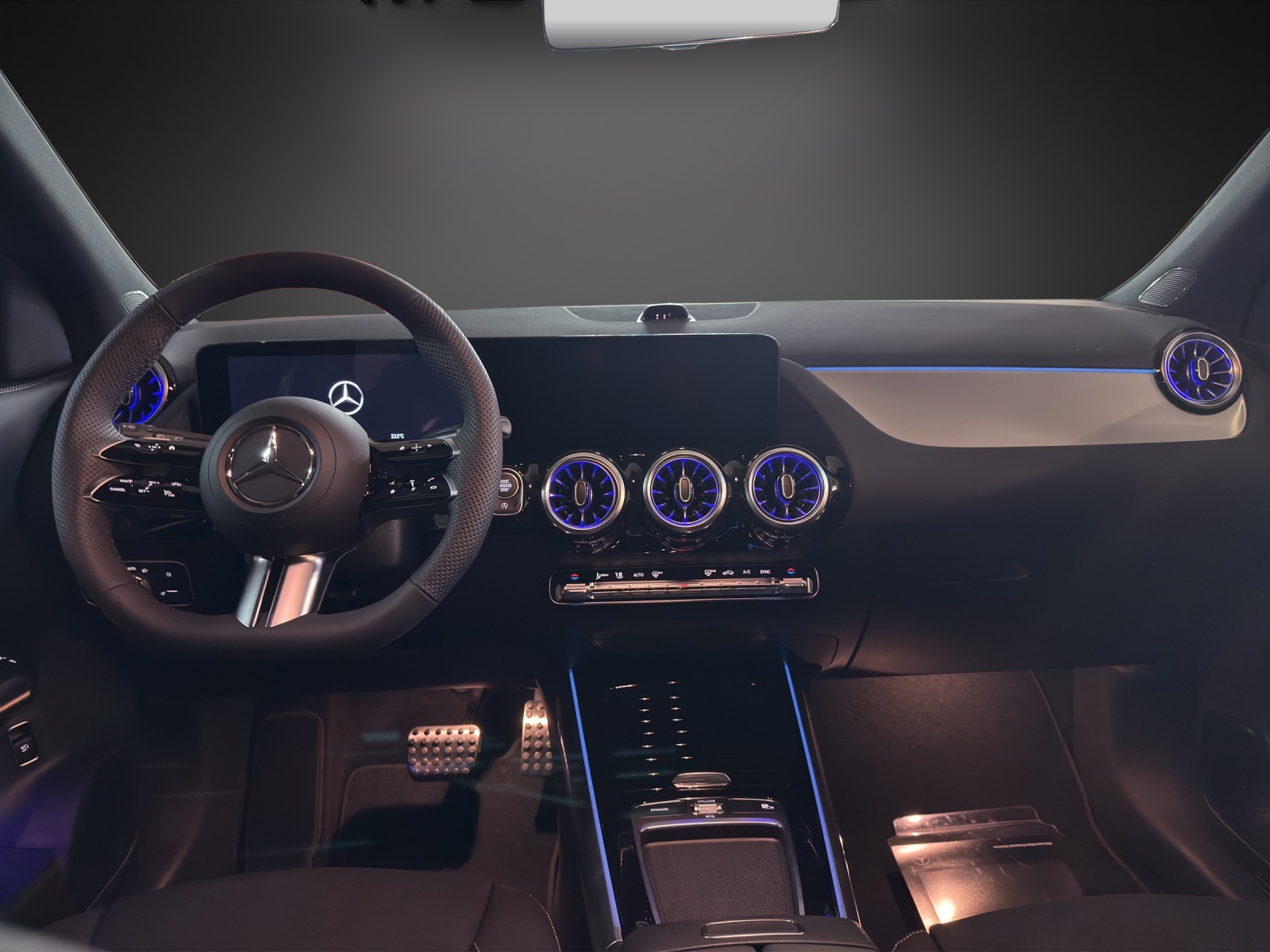 MERCEDES-BENZ GLA 250 4Matic 8G-DCT Swiss Star-image-10