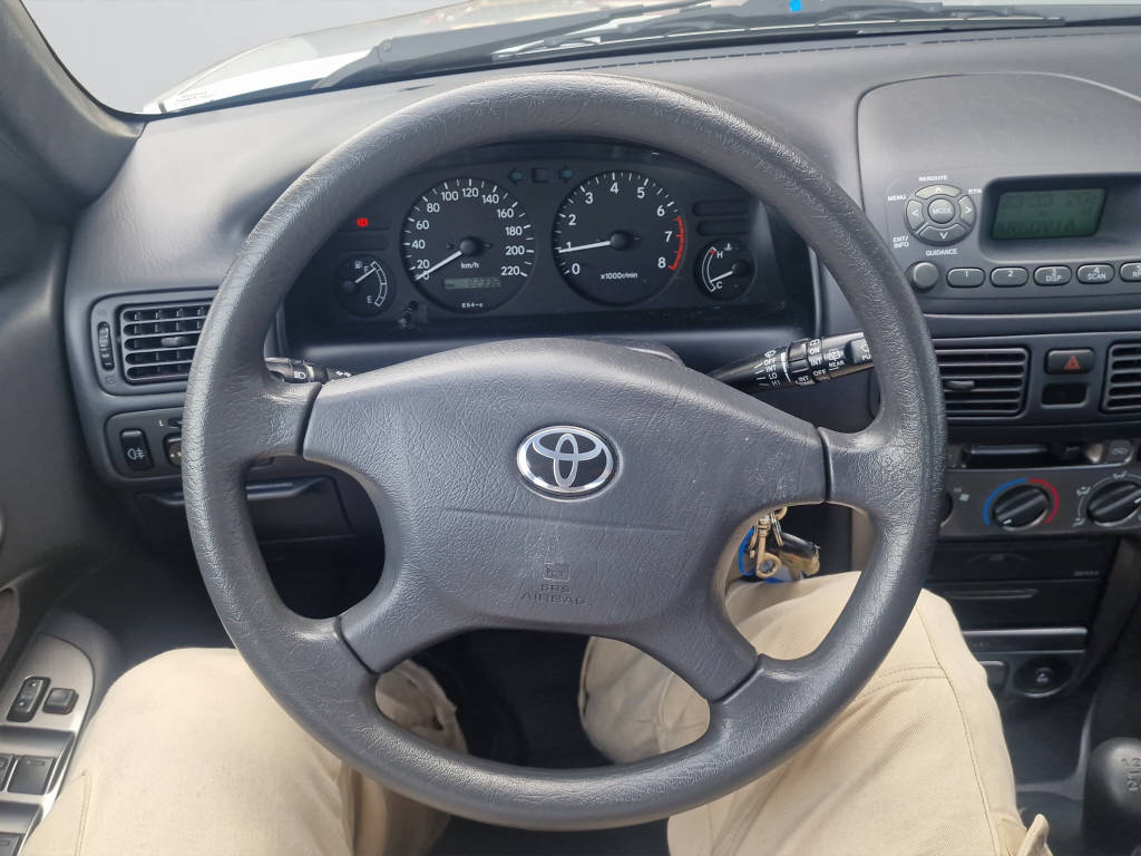 TOYOTA Corolla 1.6 Comfort-image-14