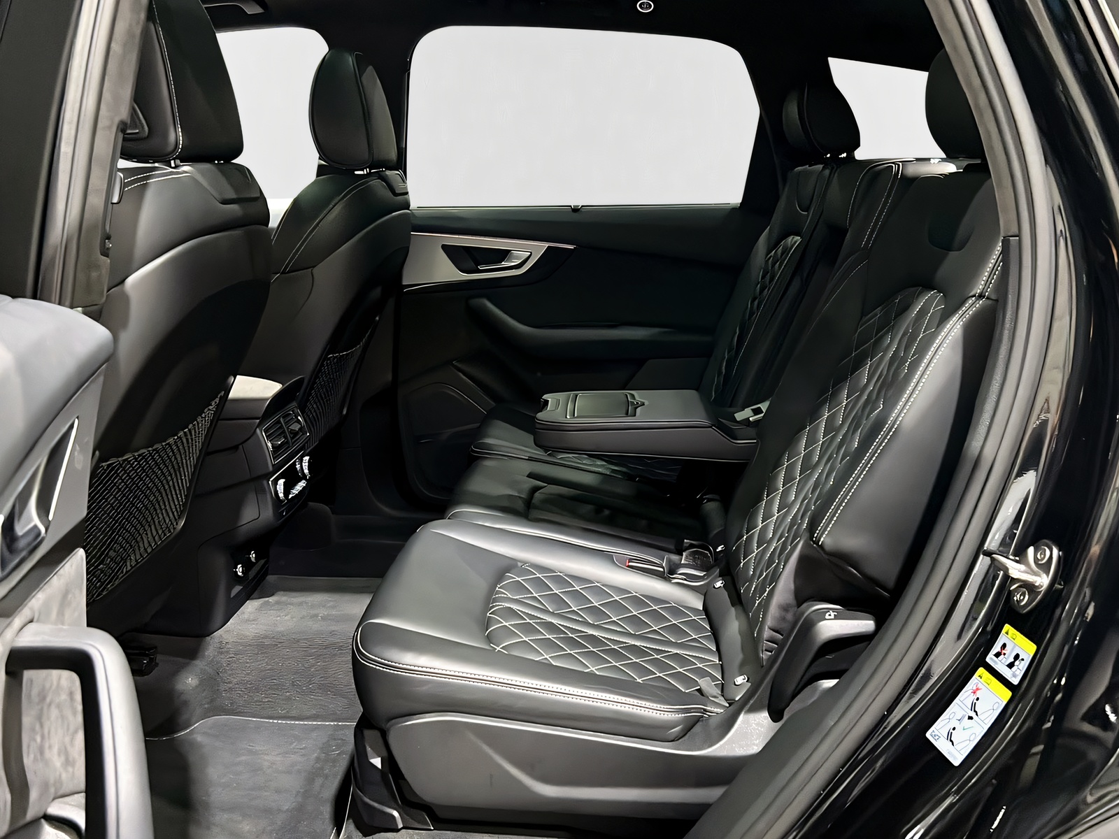 AUDI SQ7 4.0 TDI qu**S-Sportsitze,Matrix,Allradlenkung,Panodach,7-Plätzer,Standheizung,Luftfahrwerk**-image-9
