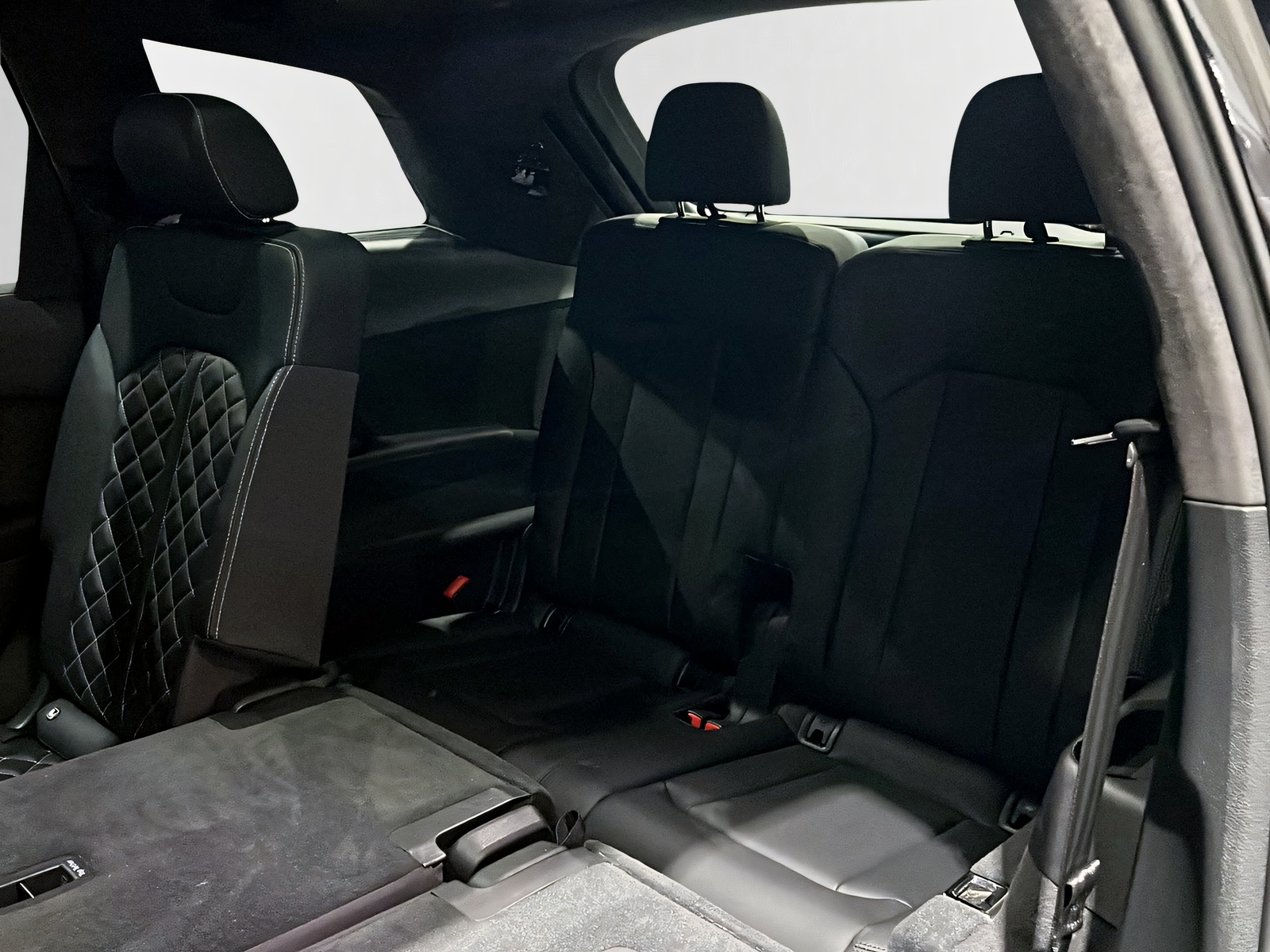 AUDI SQ7 4.0 TDI qu**S-Sportsitze,Matrix,Allradlenkung,Panodach,7-Plätzer,Standheizung,Luftfahrwerk**-image-10