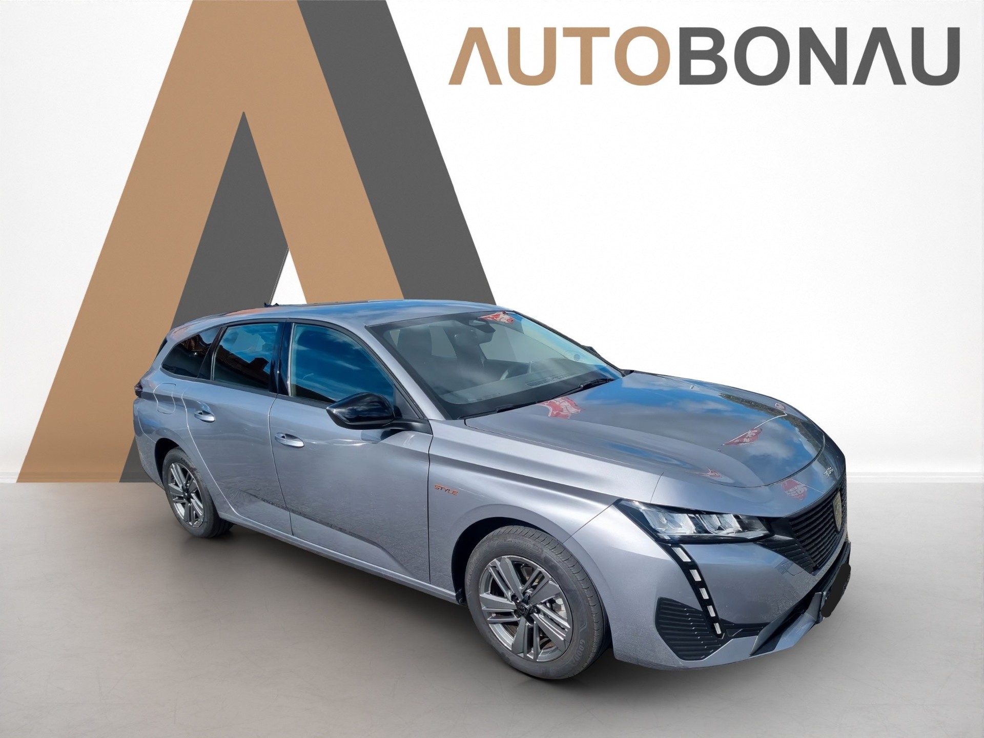 PEUGEOT 308 SW 1.2 Hybrid Style-image-17