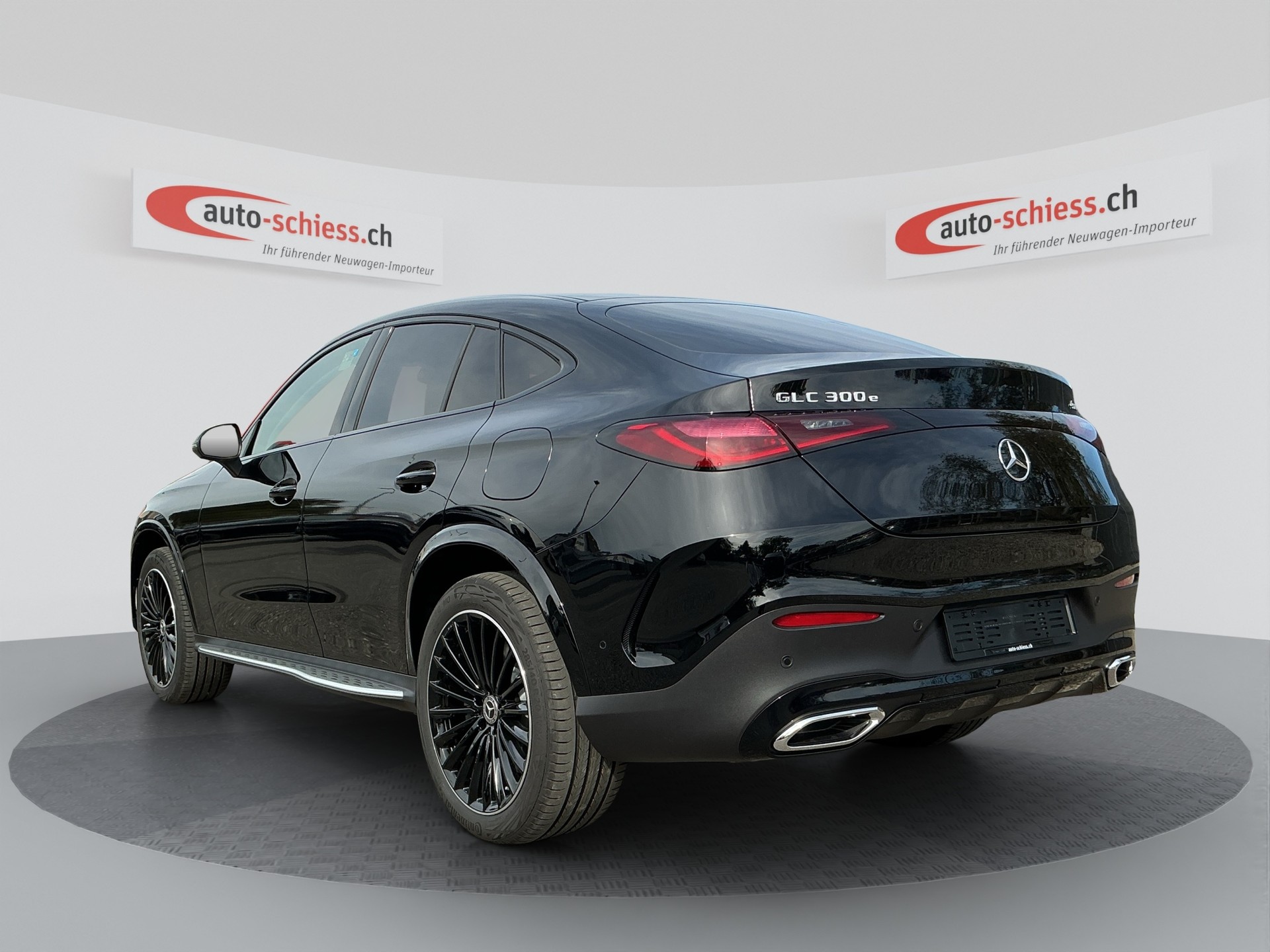 MERCEDES-BENZ GLC 300 e Coupé 4Matic 9G-Tronic AMG Line Night-image-2